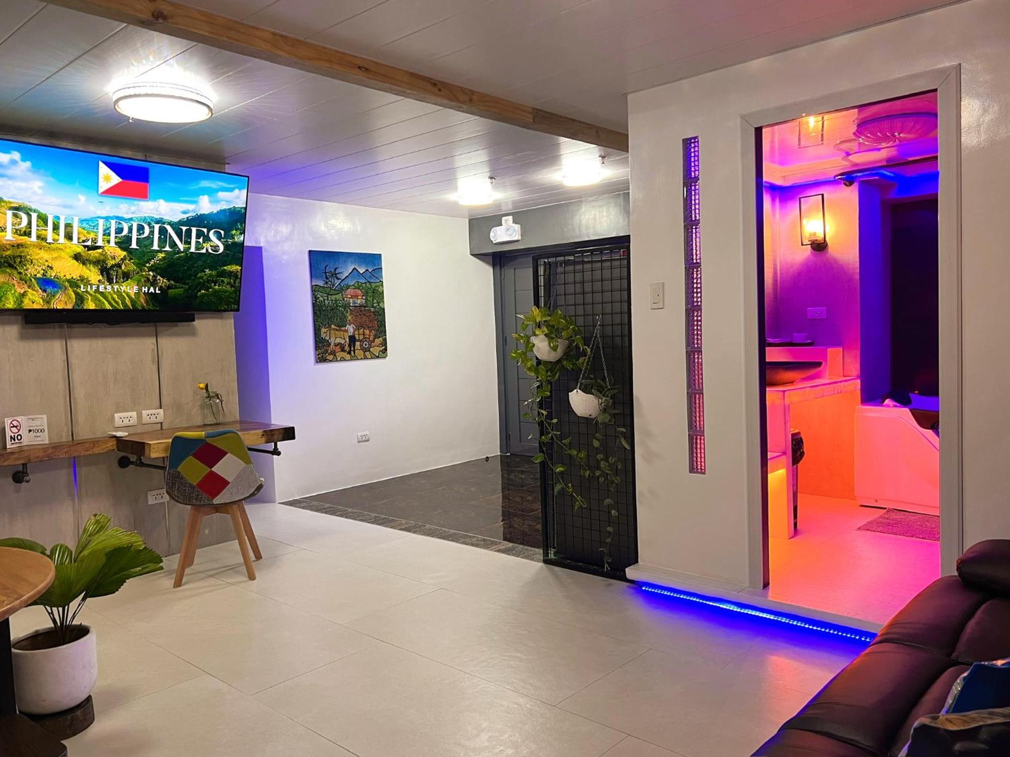 Apartment Clockworkorange Luxury 4-minutes Away To Airport Lapu-Lapu City