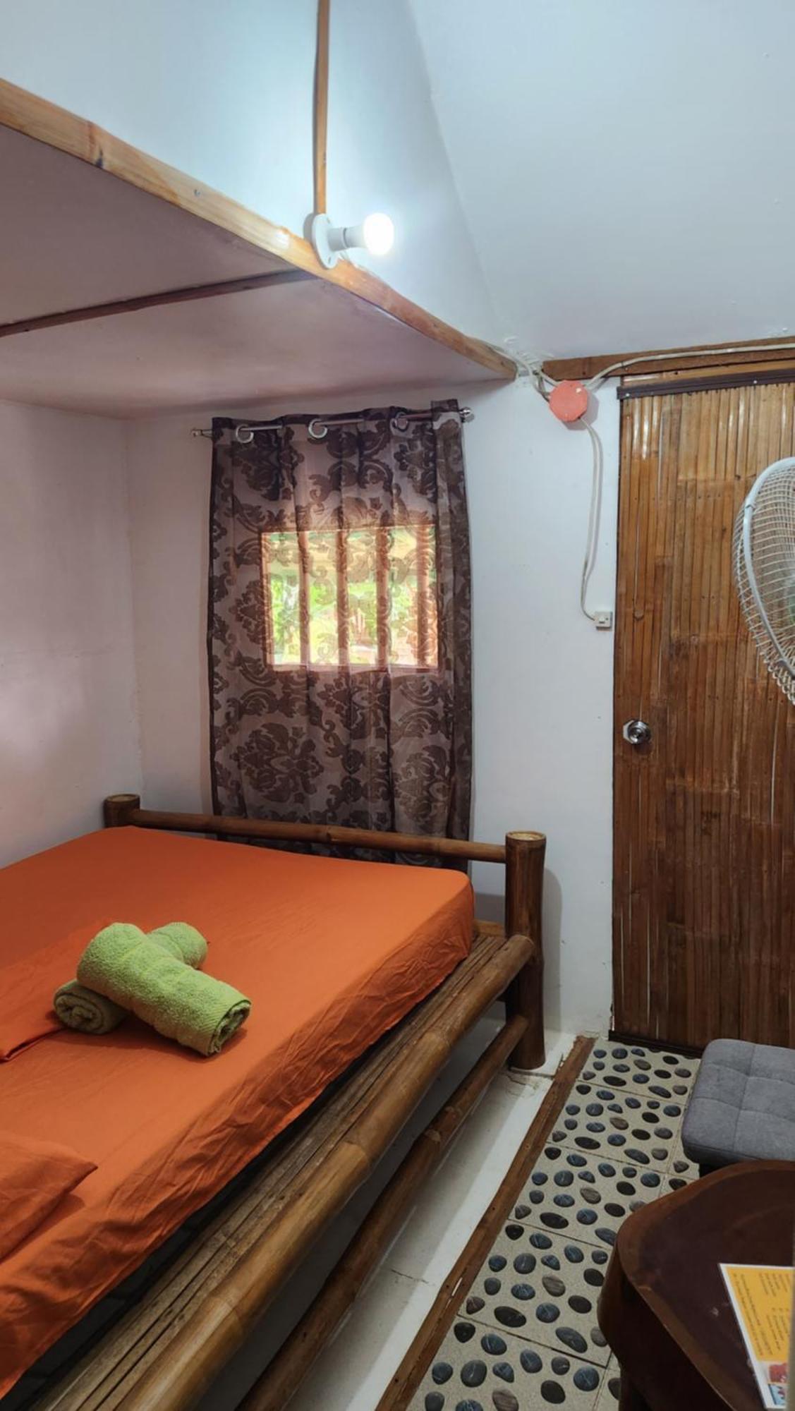 Resort Nirvana & Dive Centre -