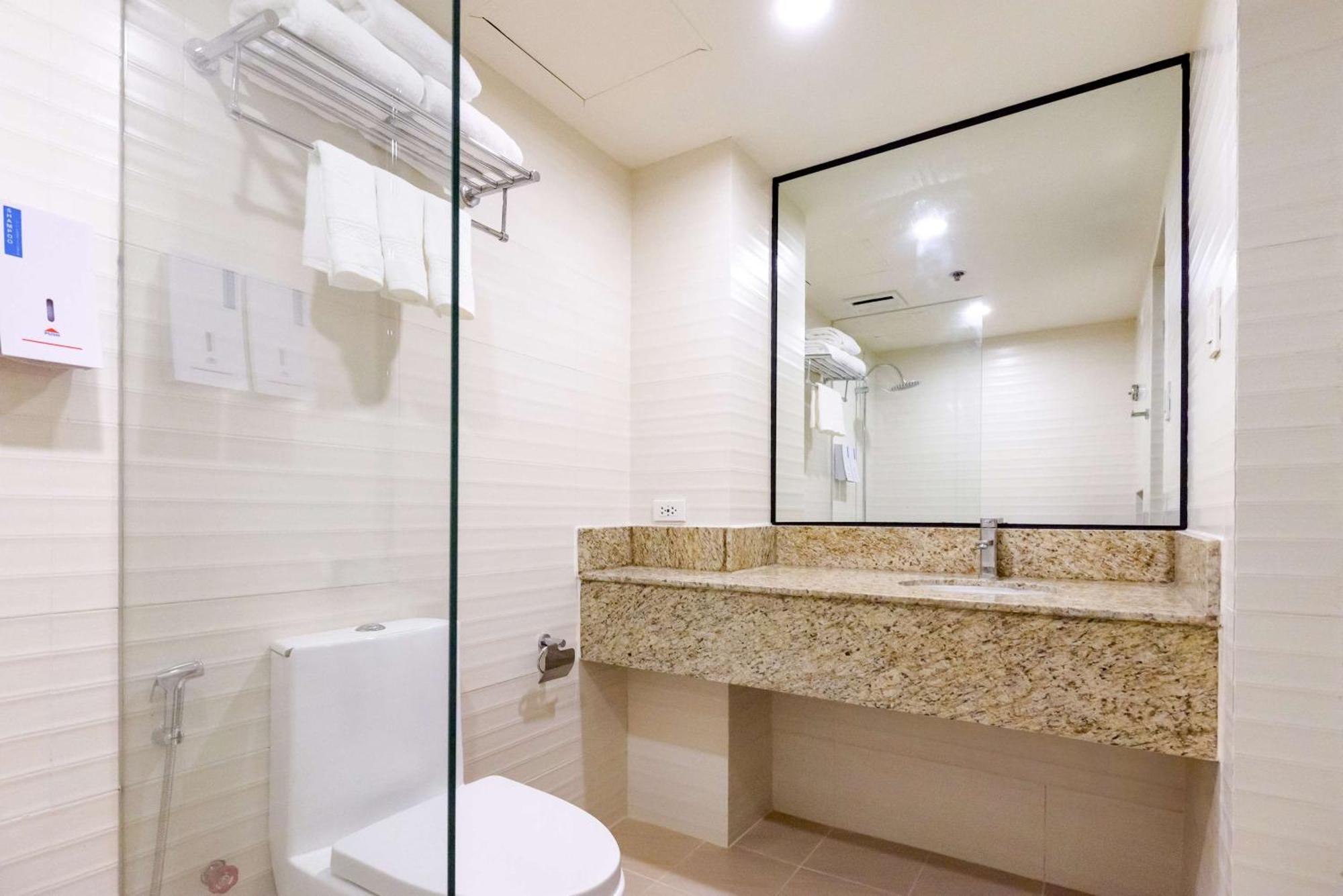 Hotel Surestay By Western Cebu