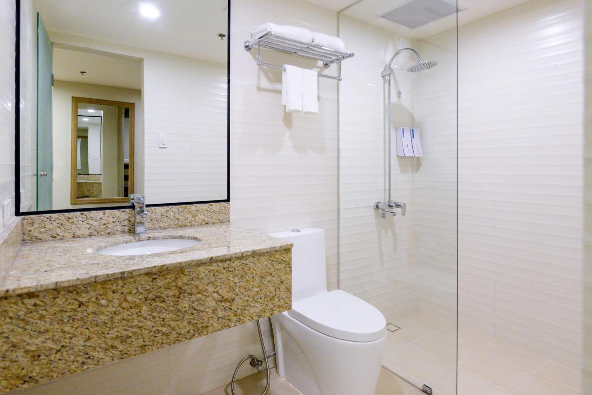 Surestay By Western Hotel