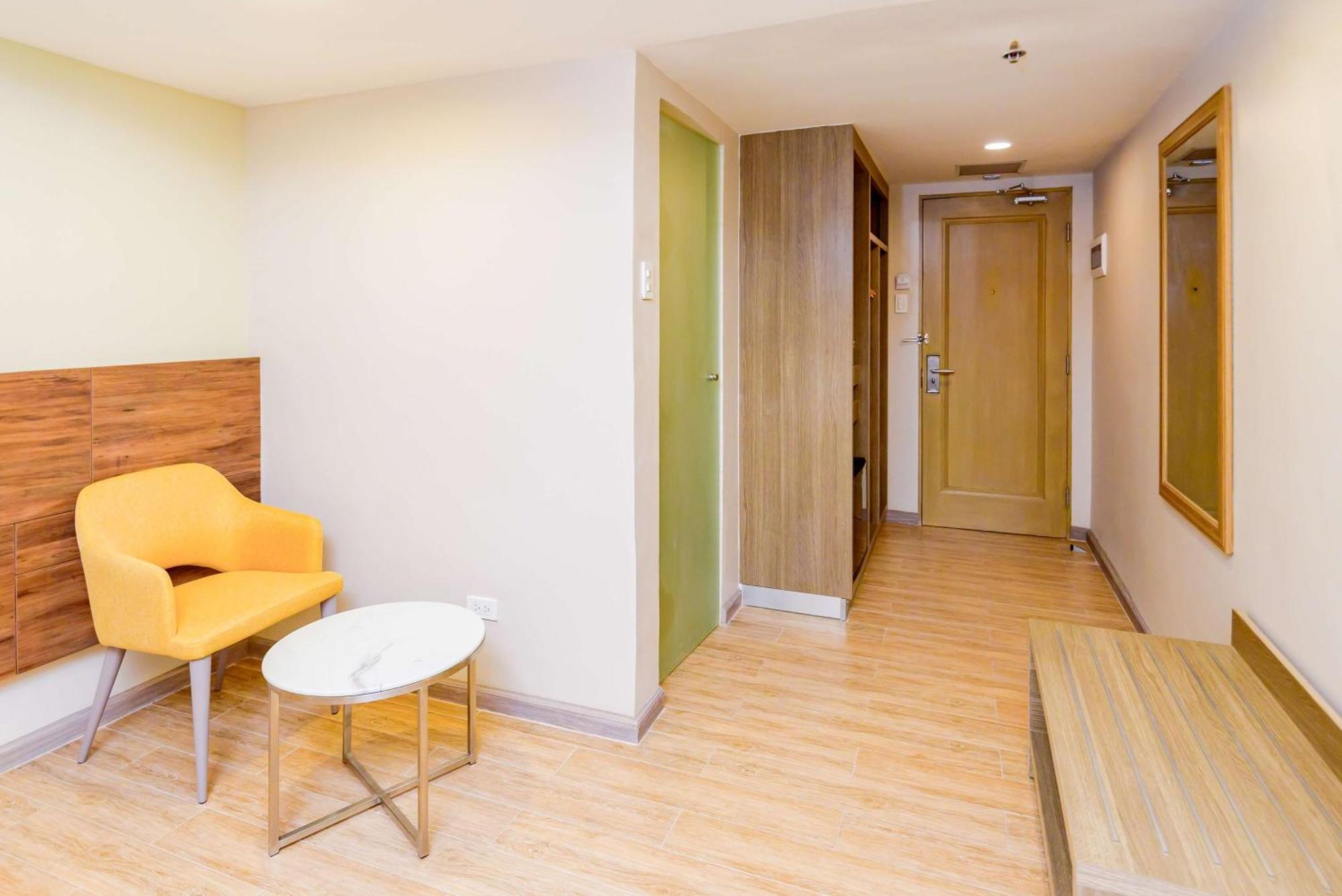 Surestay By Western Hotel