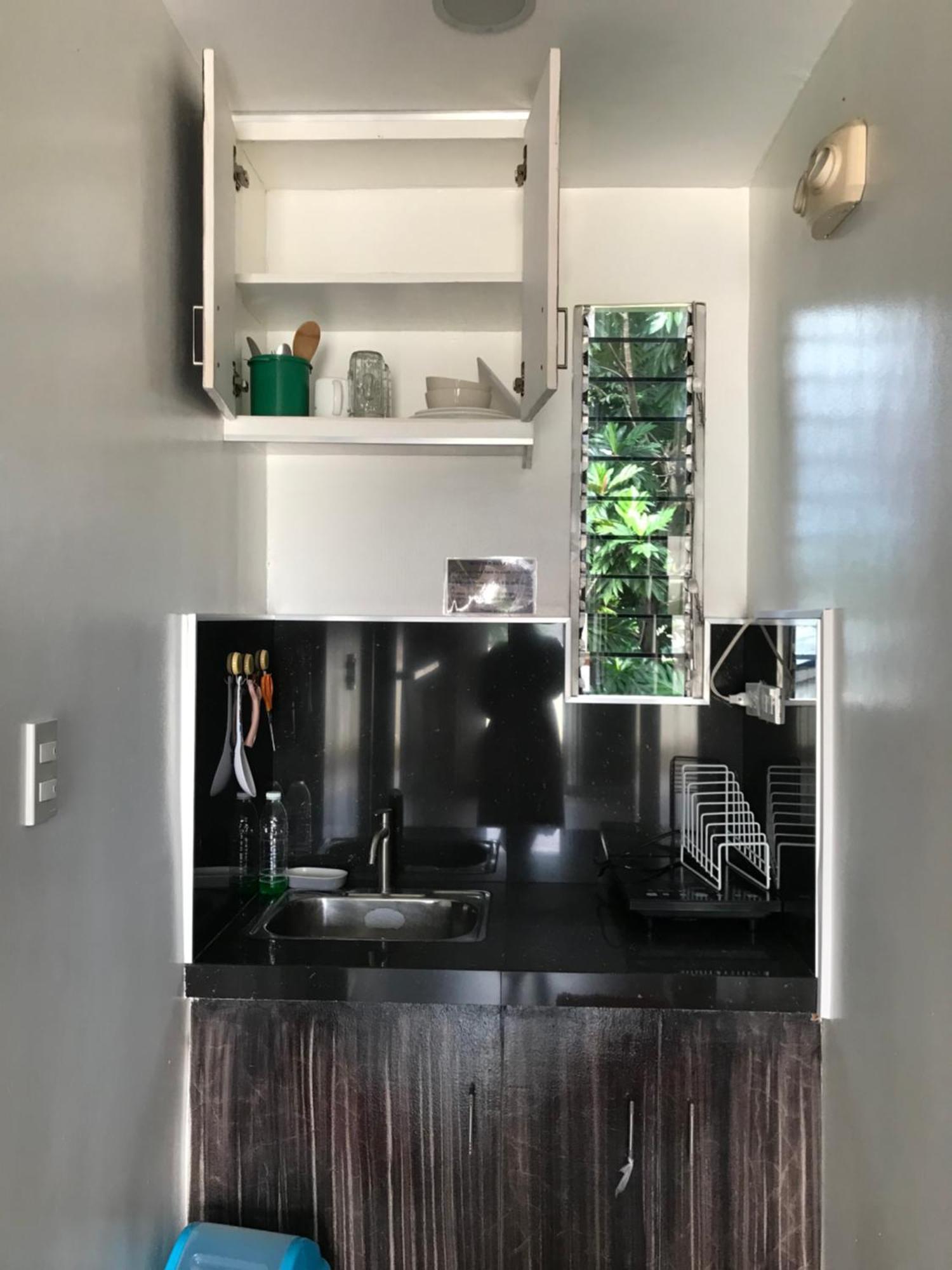 Logan Apartment *