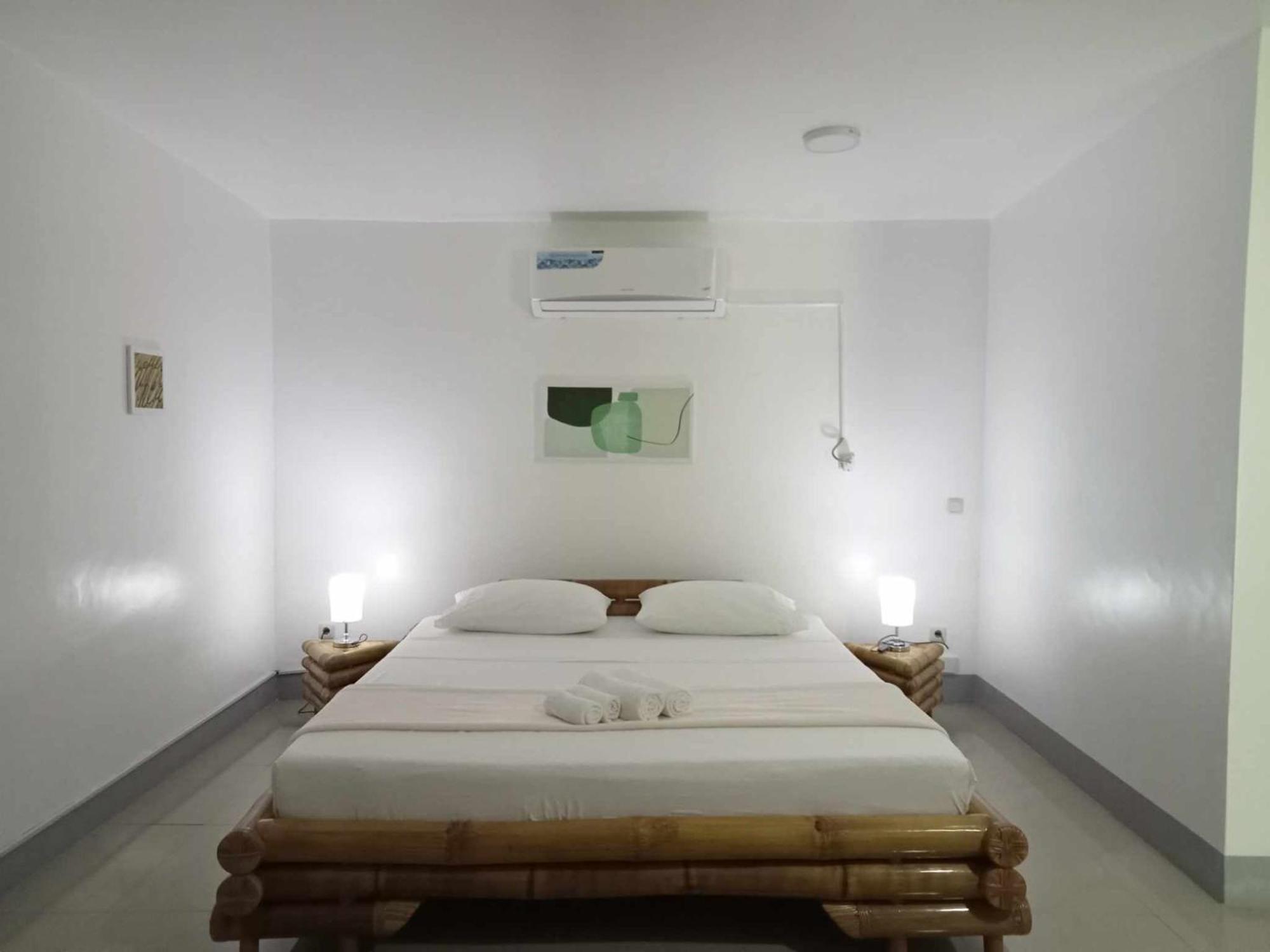 Skott's Comfy Santa Fe (Cebu)
