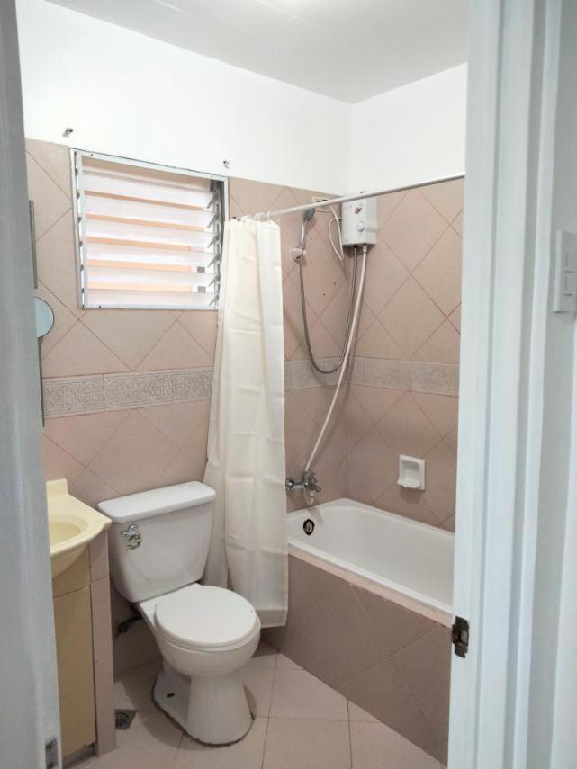 Vacation Town House Near Mactan Cebu Airport Holiday home *