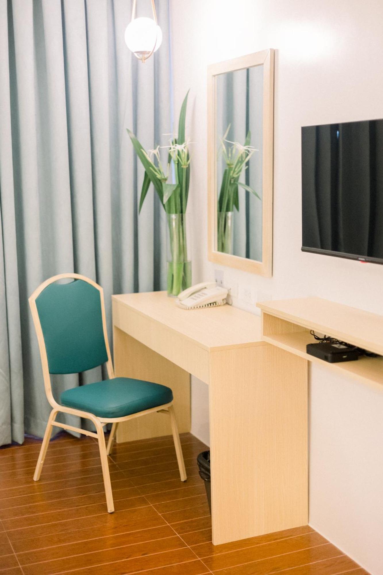 Hotel Allure & Cebu