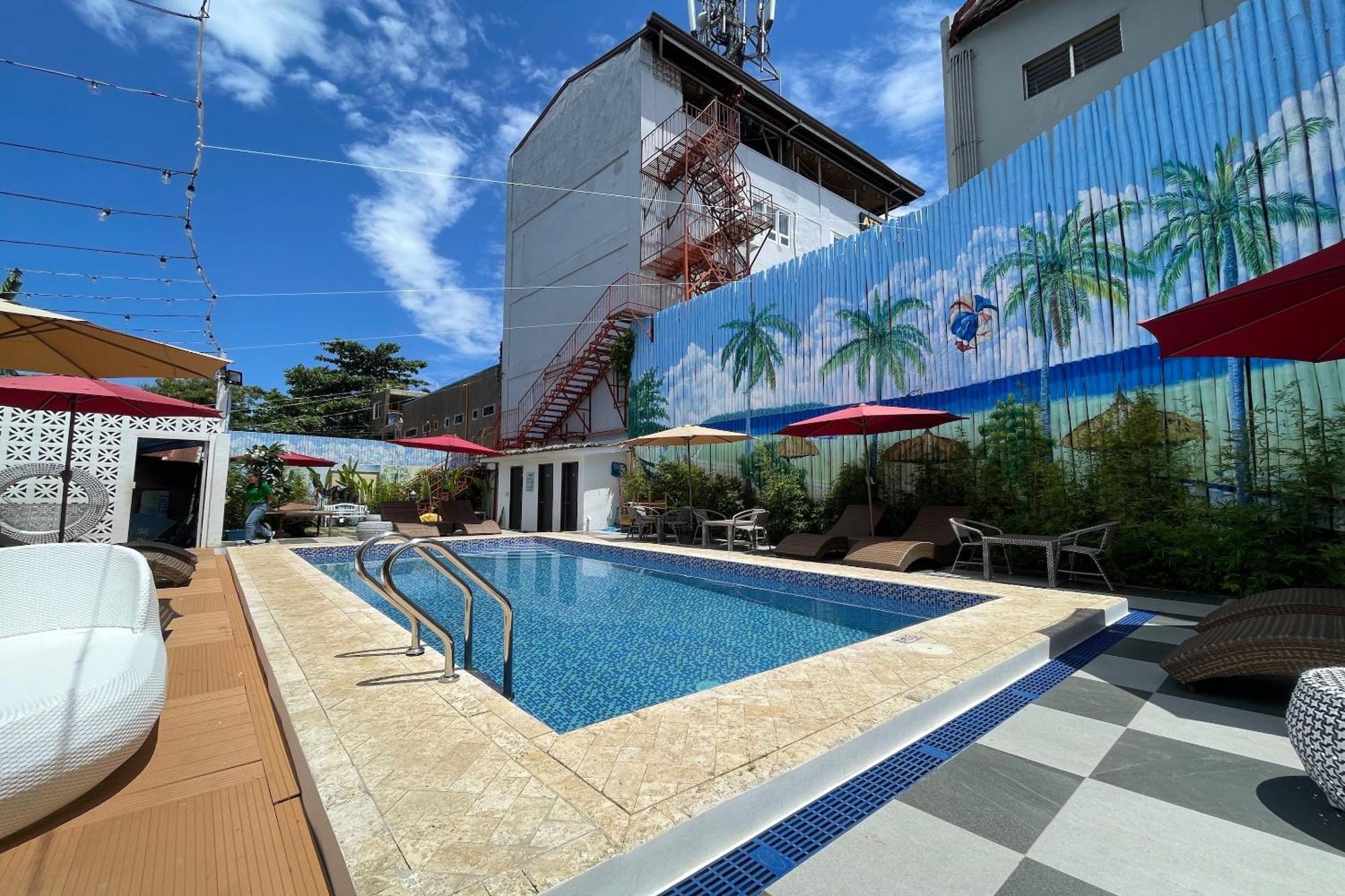 Attic Capsule 3* Marigondon (Cebu)