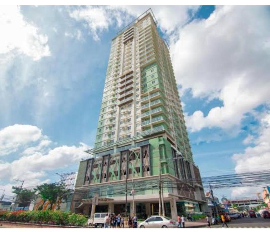 Sunvida Tower Across Sm Aparthotel *