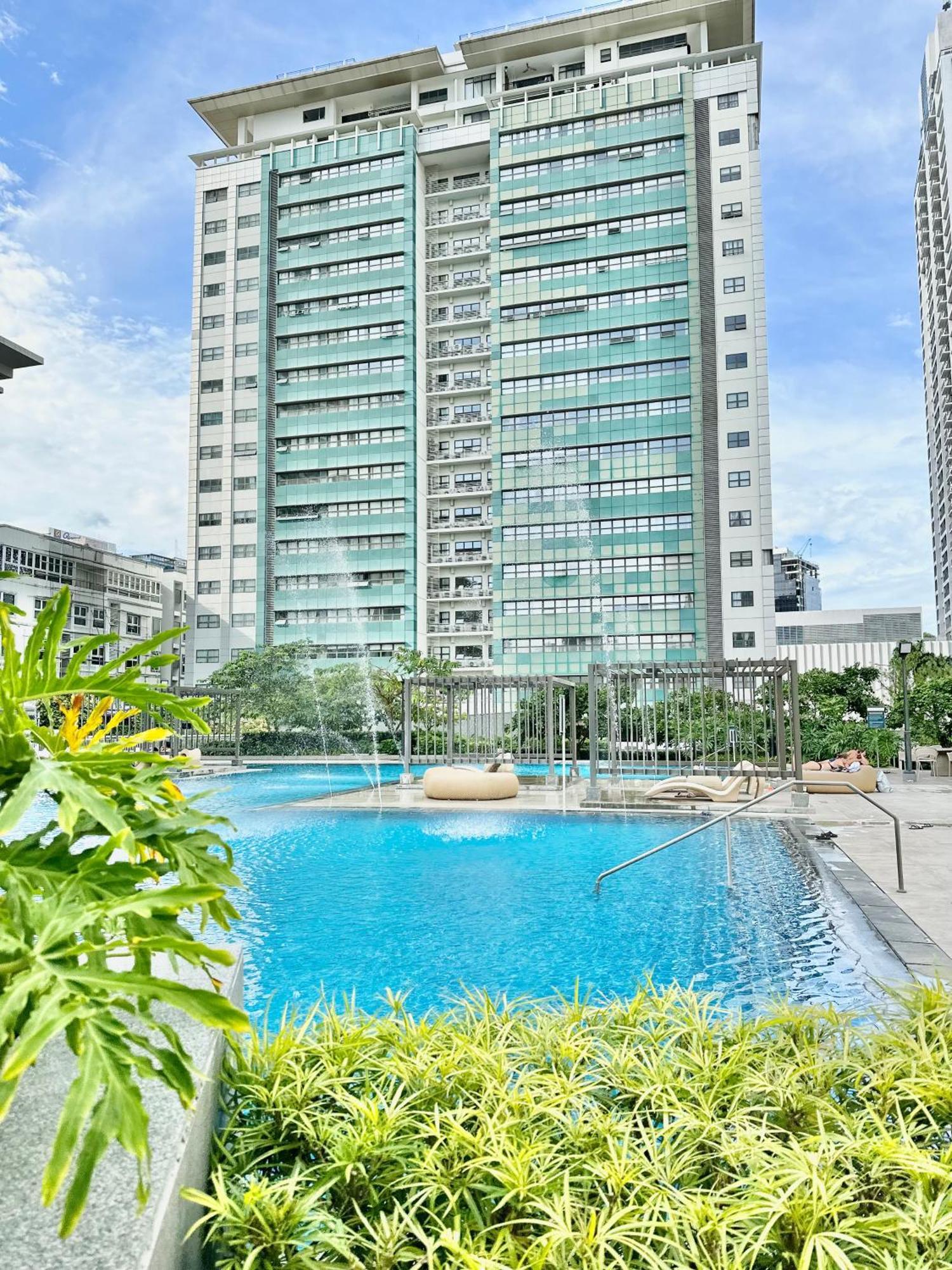 Aparthotel Queen Size In Solinea, Cebu