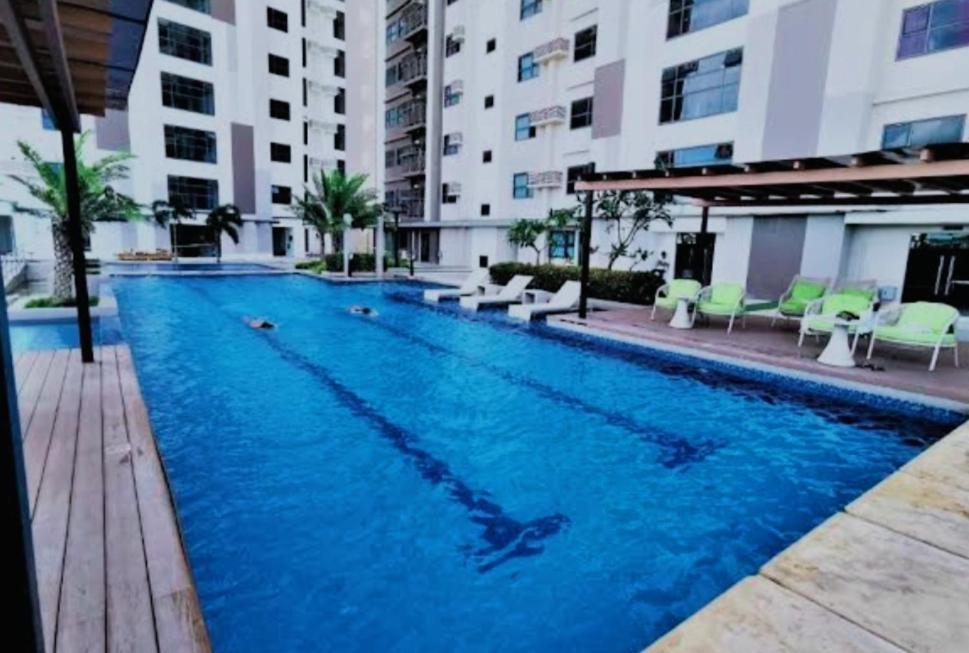 Horizon 101 Shean Cityscape Type
