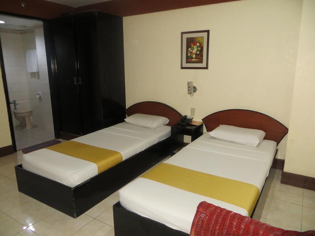 Hotel Paragon 2*