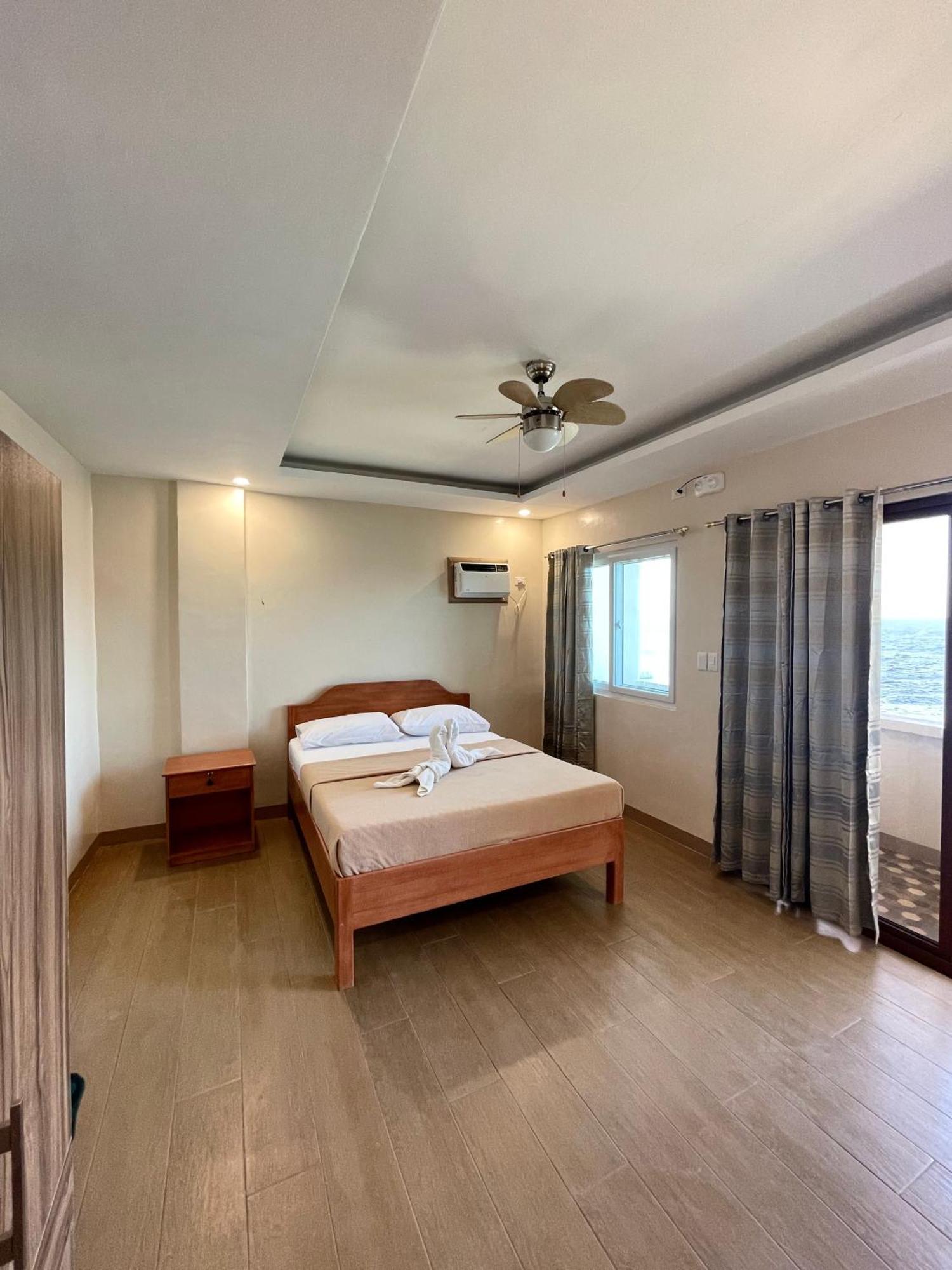 Resort Marina Village *