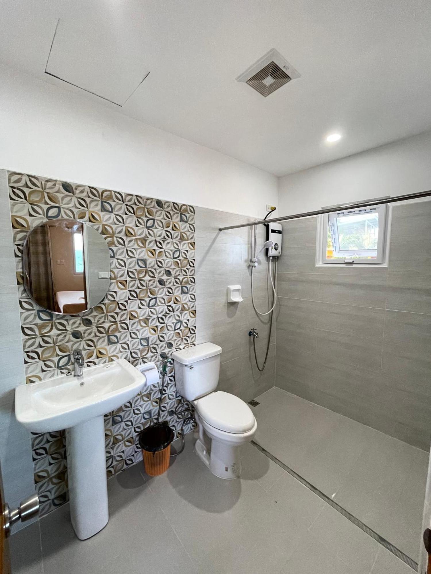 Marina Village Resort Moalboal