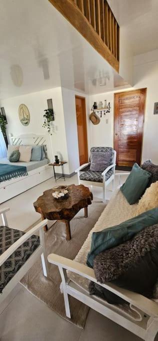 Tiny House, Private Vacation Bahay bakasyunan San Francisco (Cebu)
