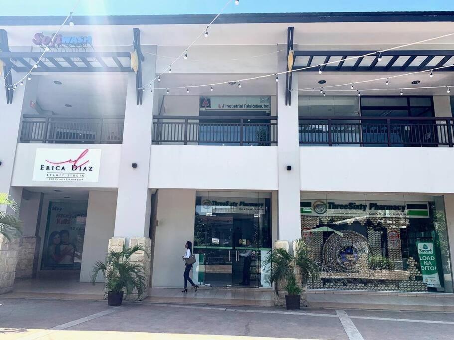 Cozy Unit At Persimmon Cebu
