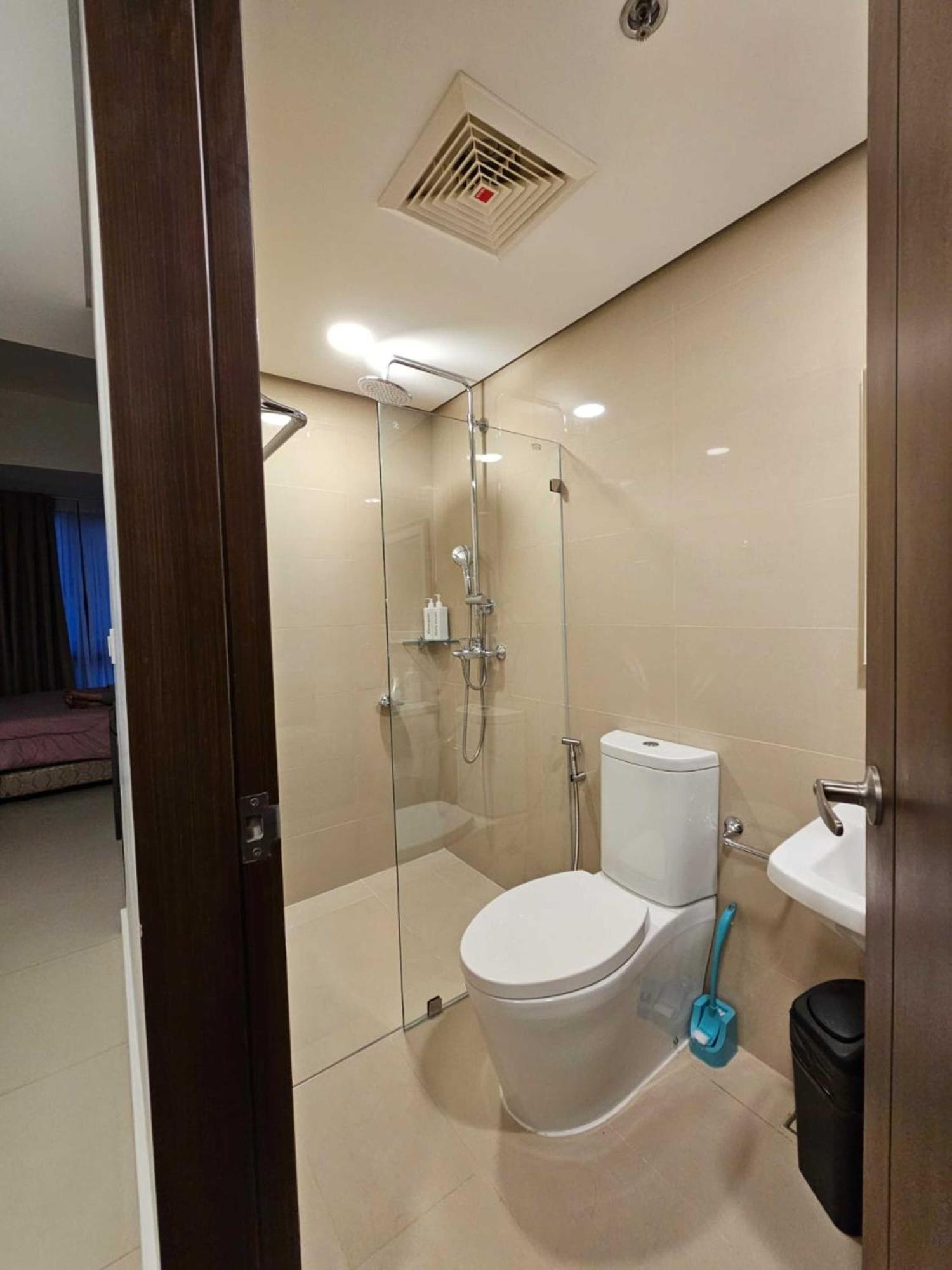 38 Park Ave 207 Apartment