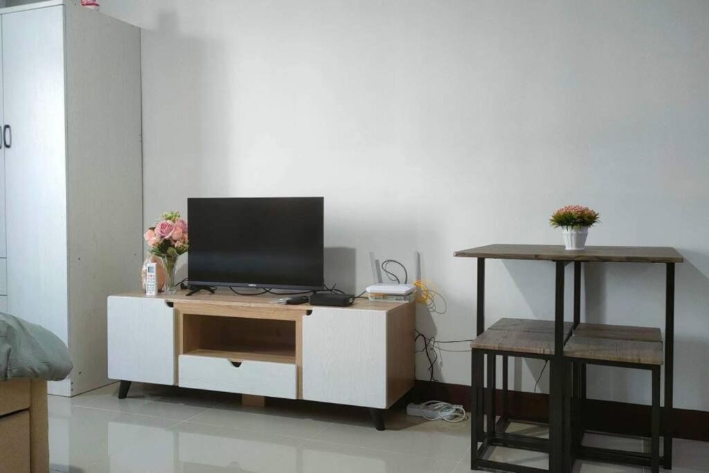 Haus Of Emerald - Saekyung 956 Looc Apartment Cebu