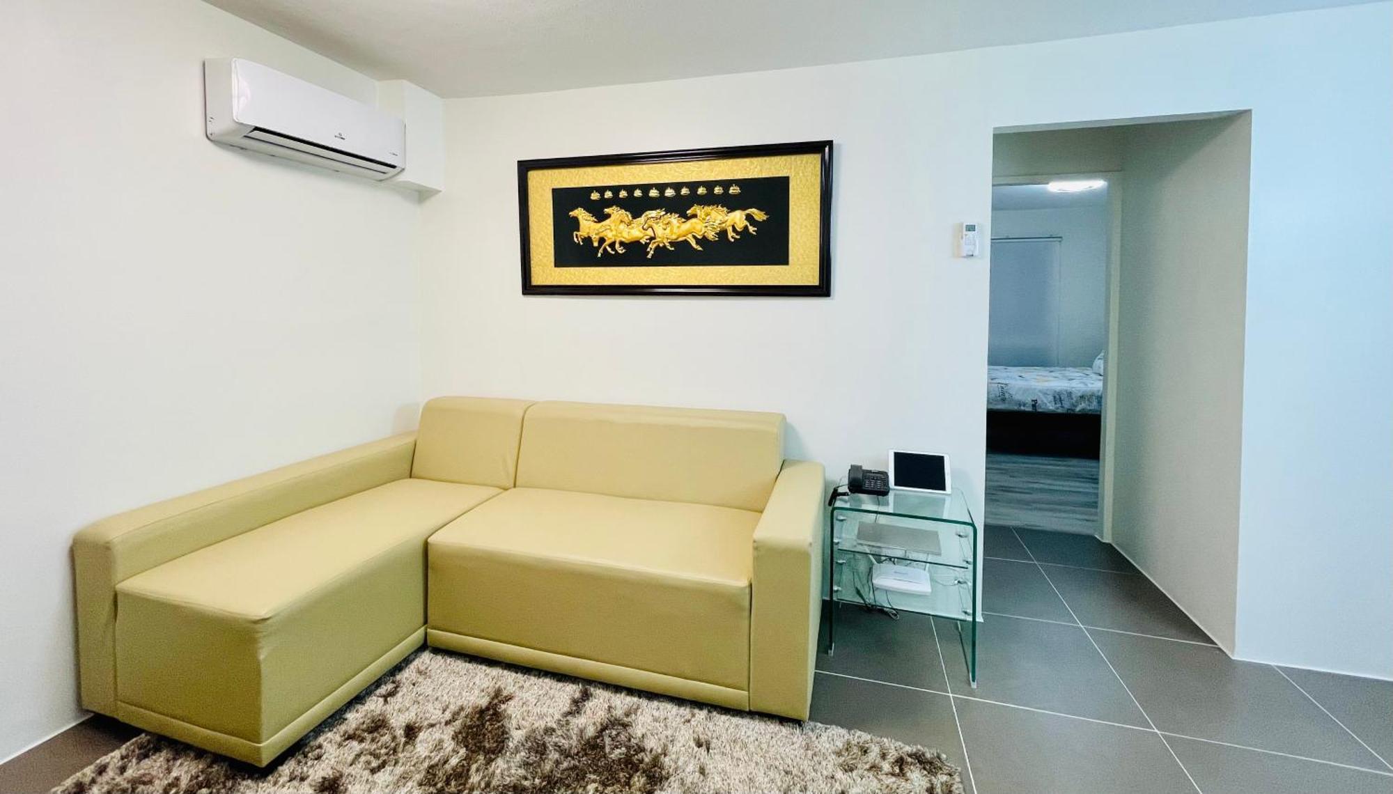 Minimalist, Stylish, Elegant 2br