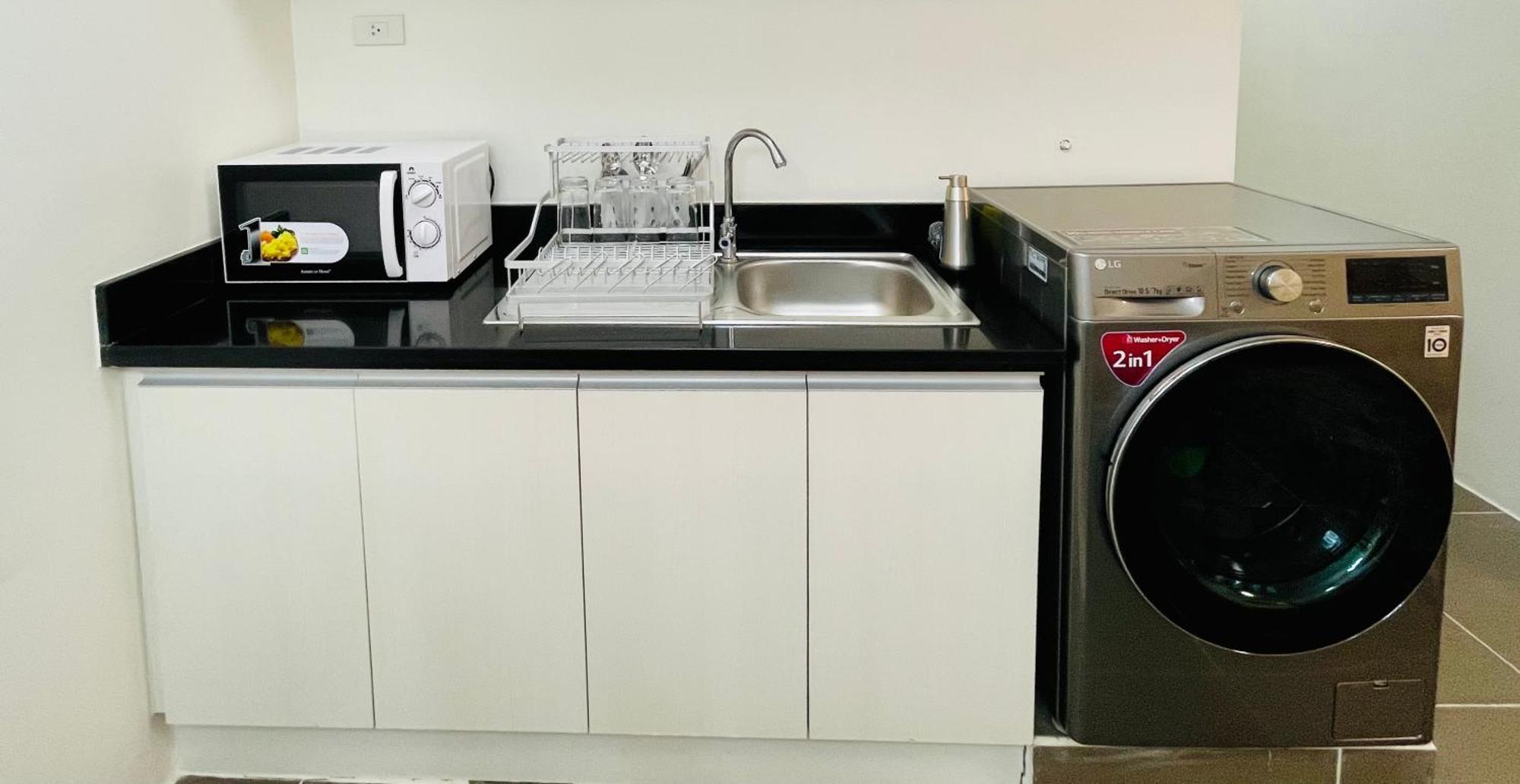 Minimalist, Stylish, Elegant 2br Cebu
