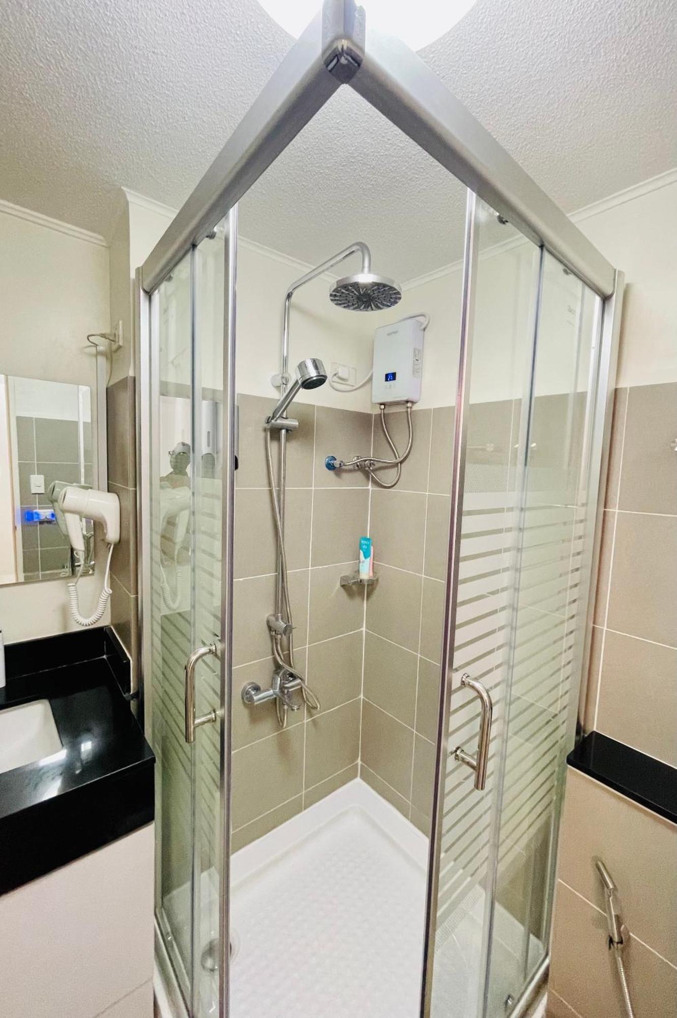 Minimalist, Stylish, Elegant 2br Apartamento Cebu