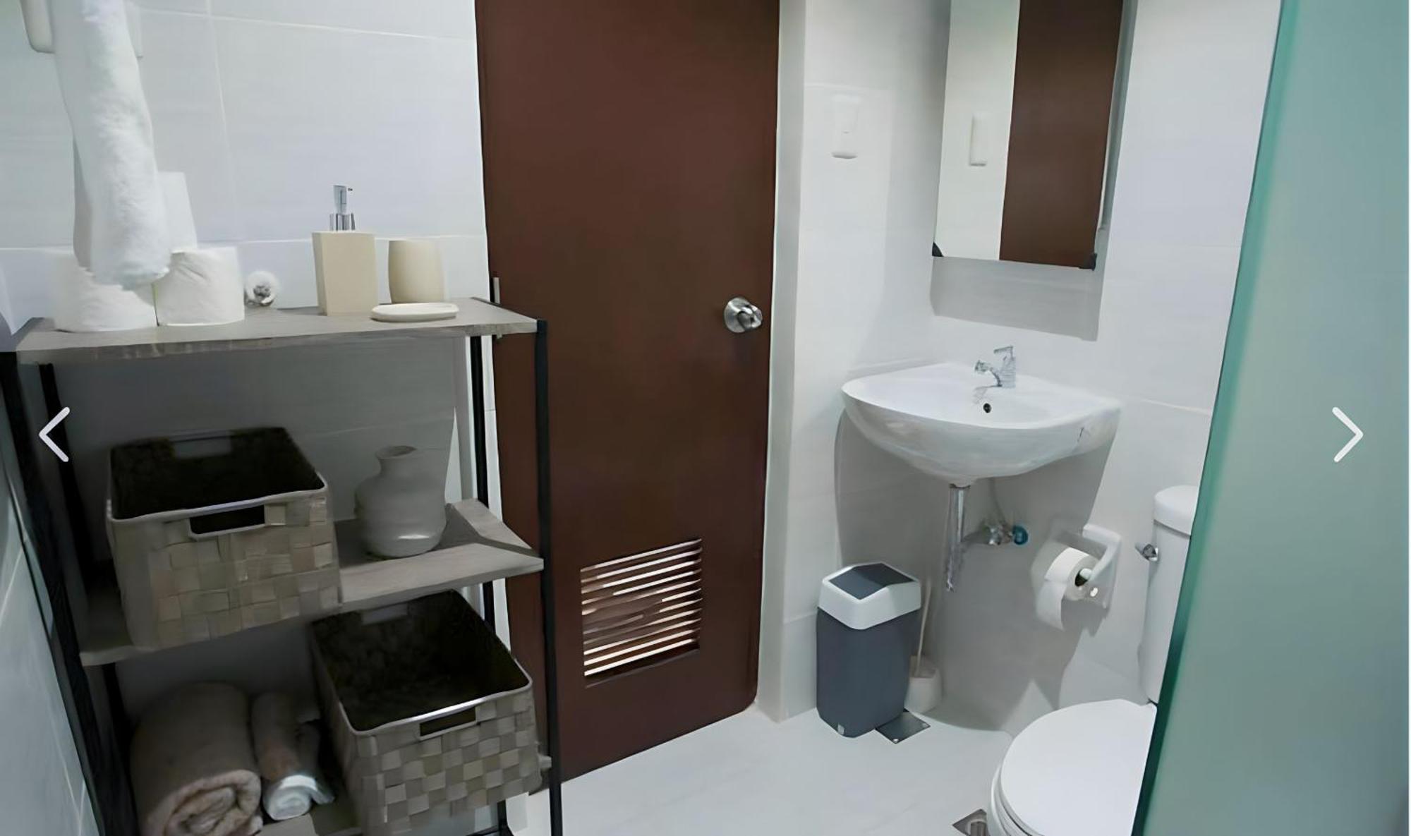 Heart Of + Fast Wifi + Netflix Apartment Cebu
