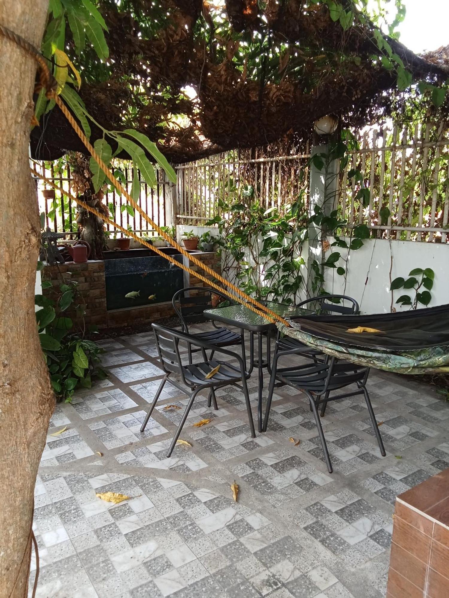 Yoo Darius' Residences Homestay Moalboal