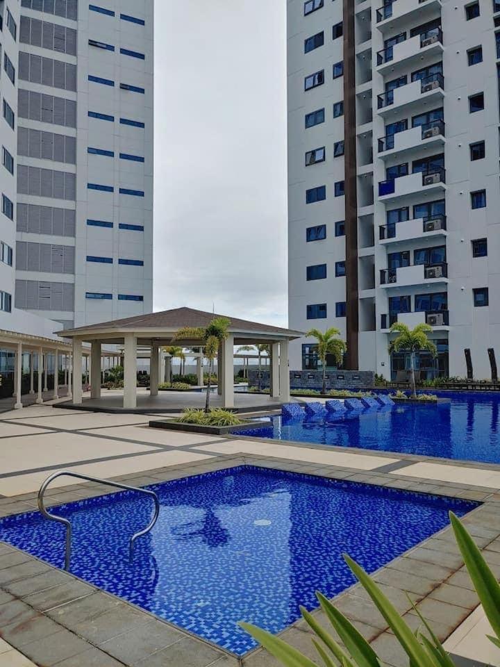 Staycation 10-15mins At Airport Apartment