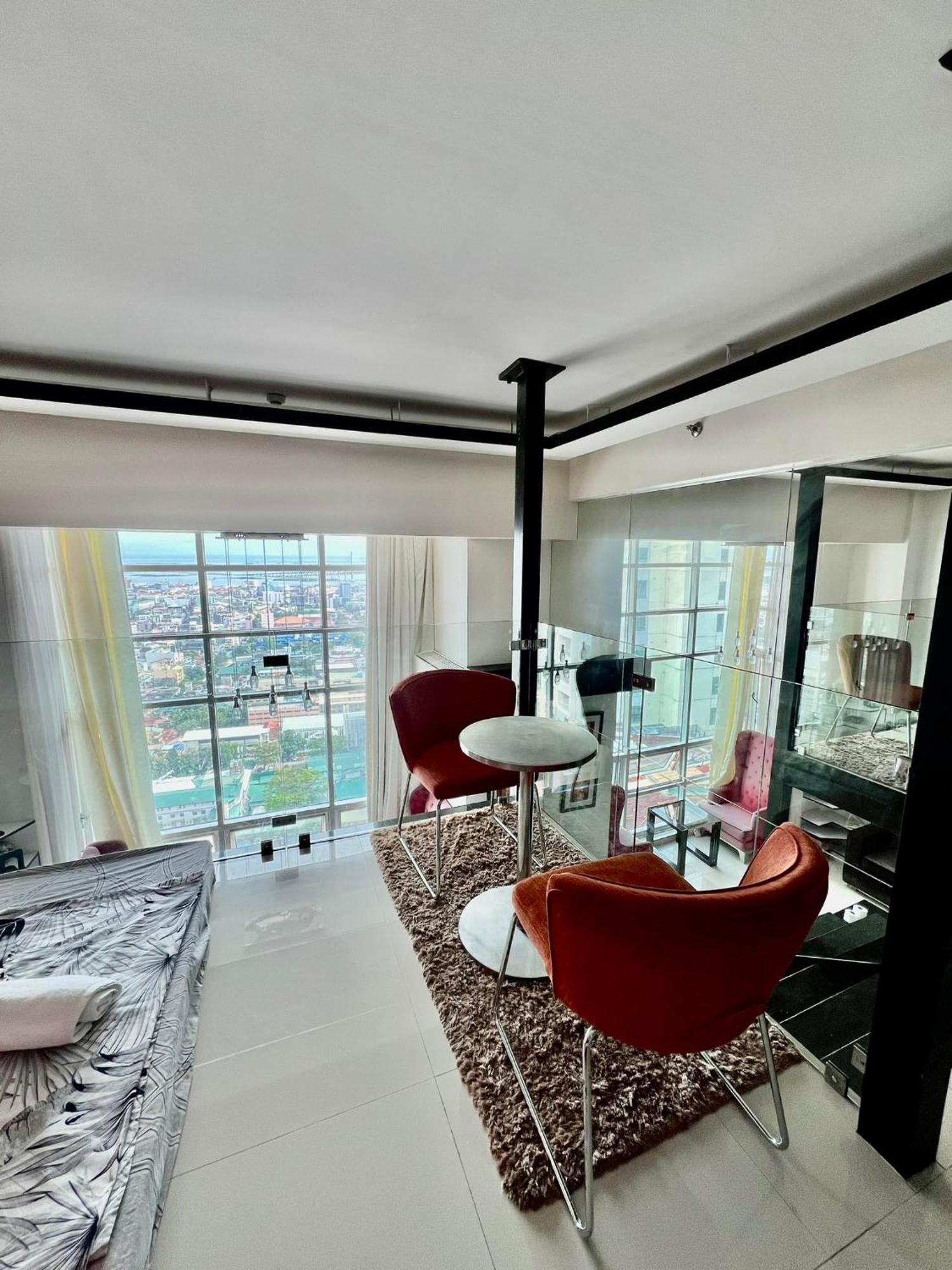Apartamento Huge Loft Type At Queen Of The South