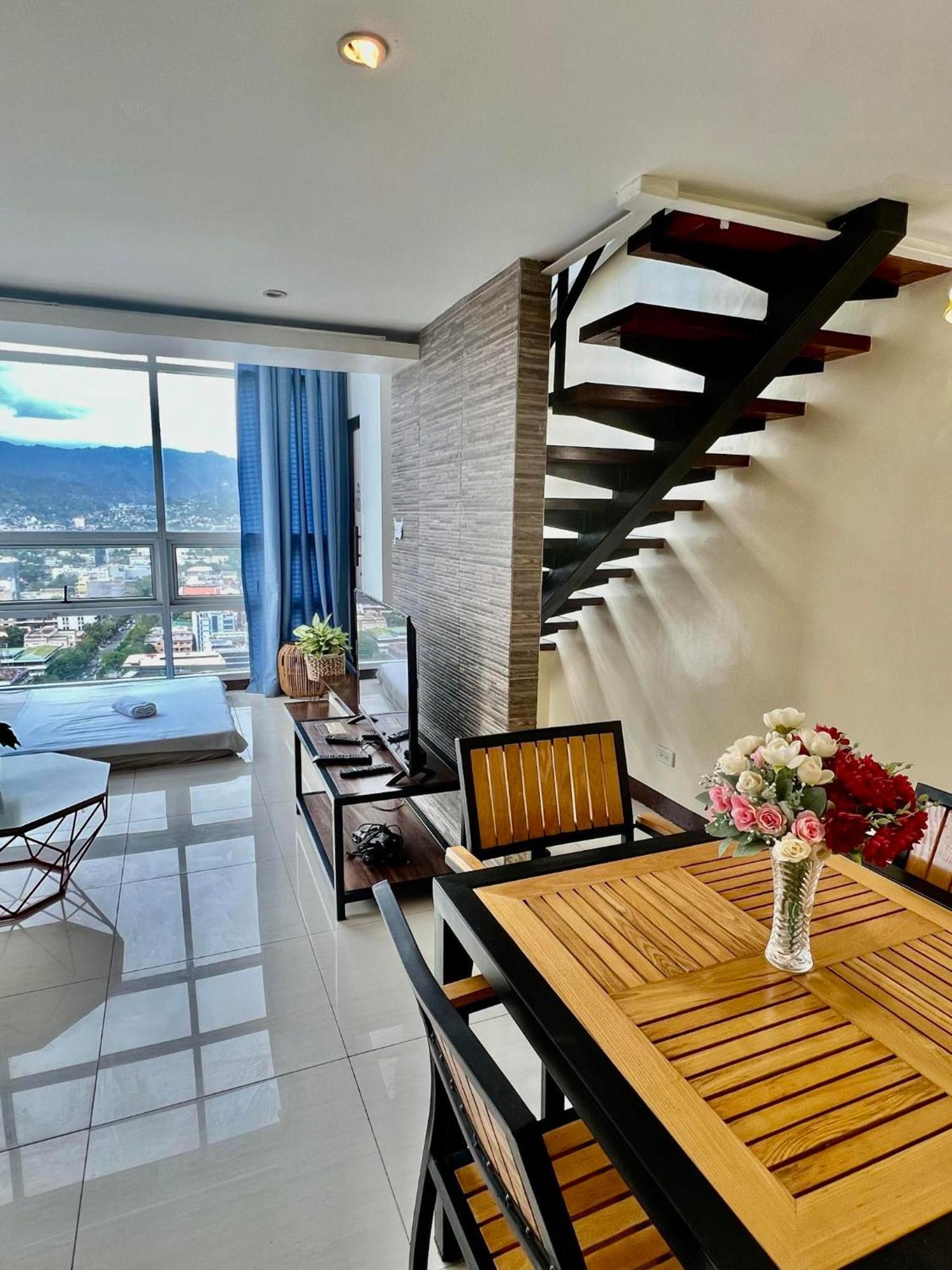 Spacious And Cozy 2-br In Apartment Cebu