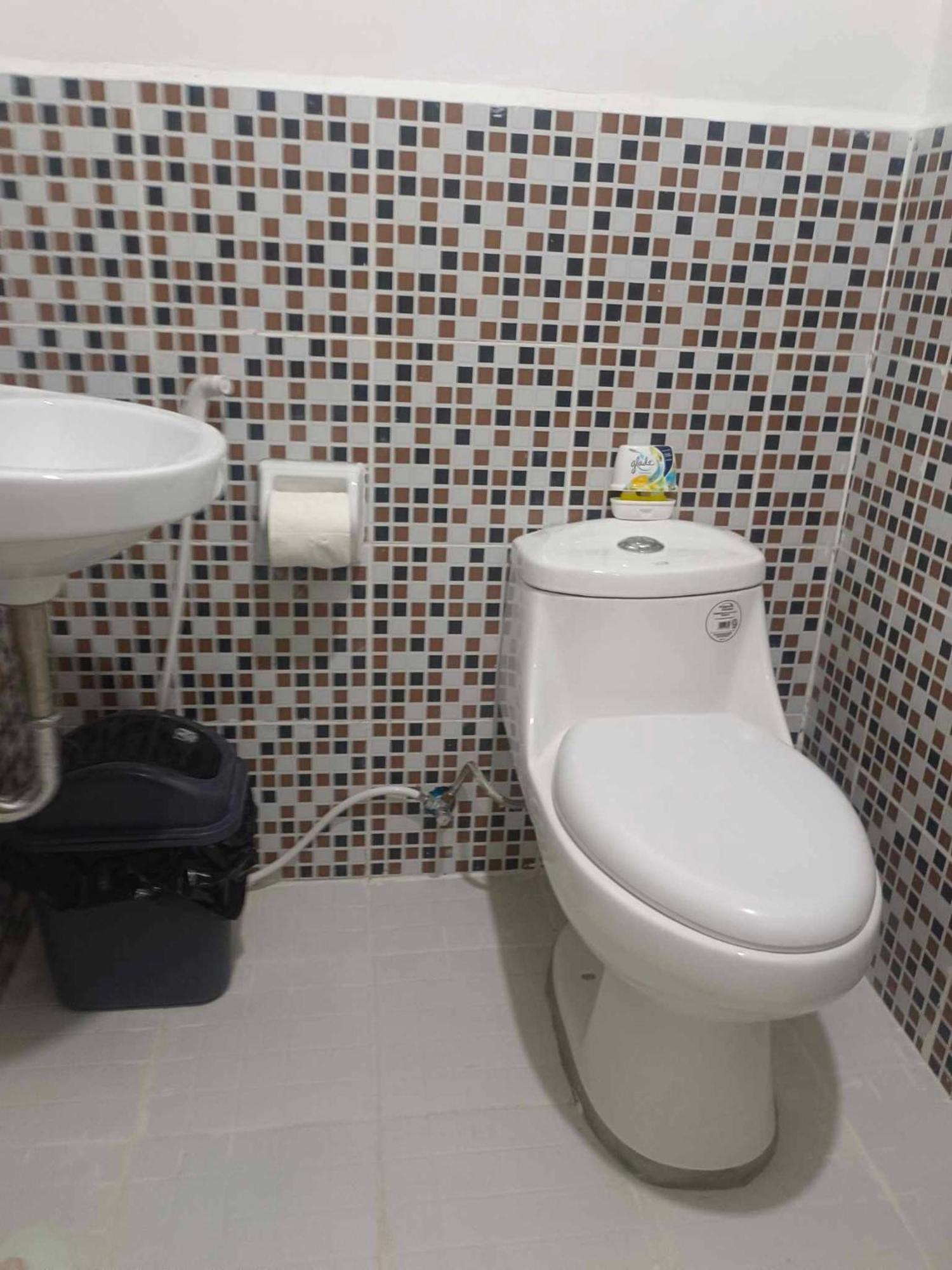 Warm Tourist Guest house *