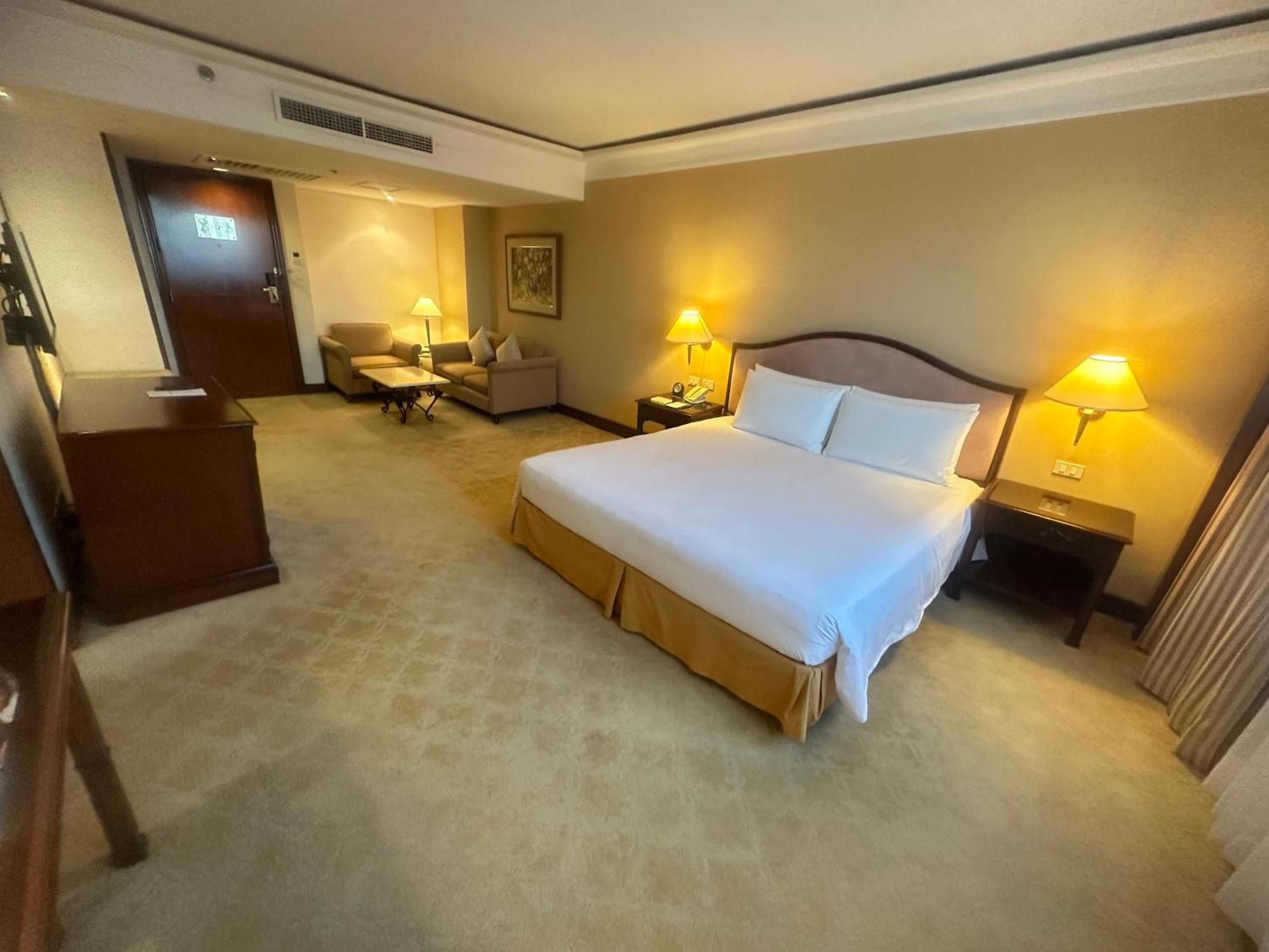 Hotel Marco Polo Plaza