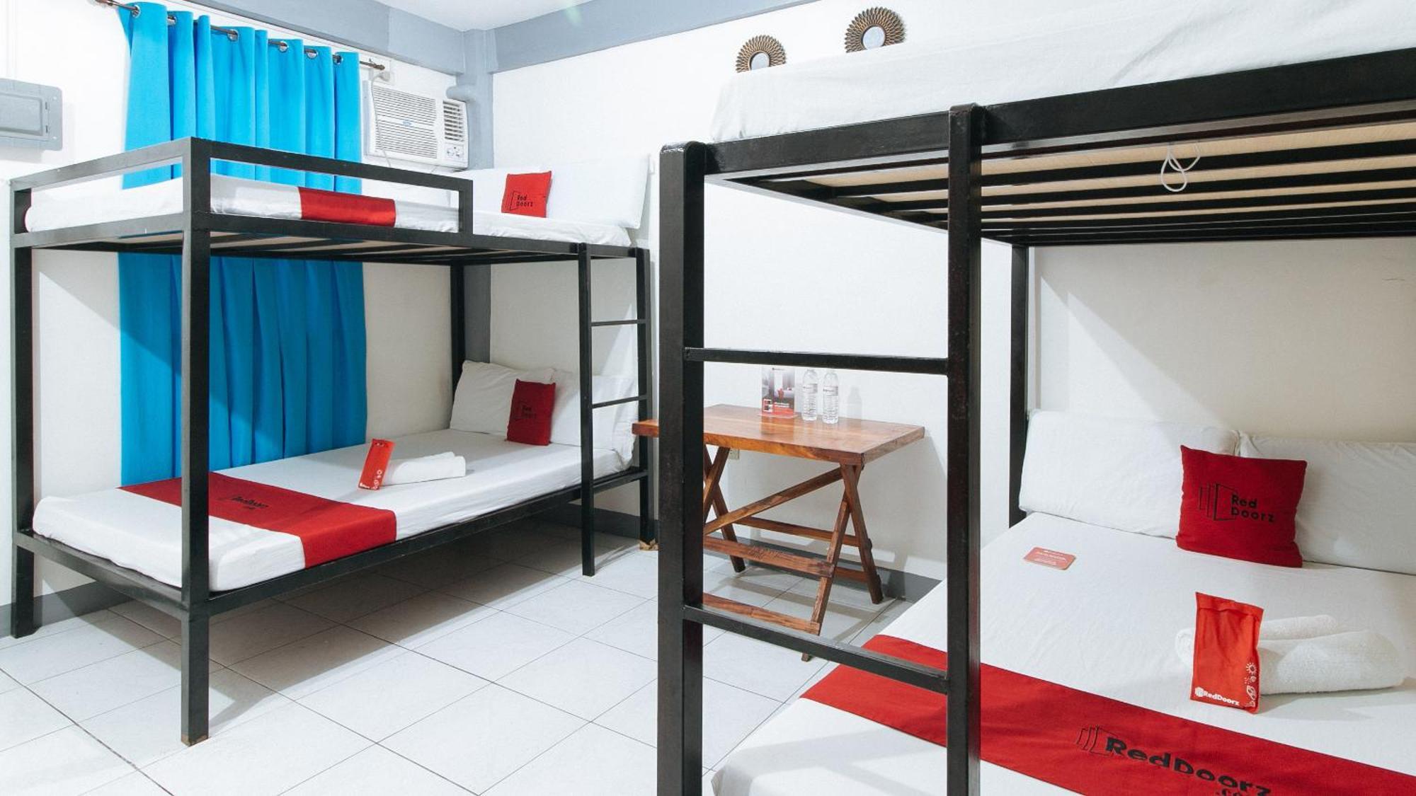 Reddoorz @ Costa Roca Balamban Hotel