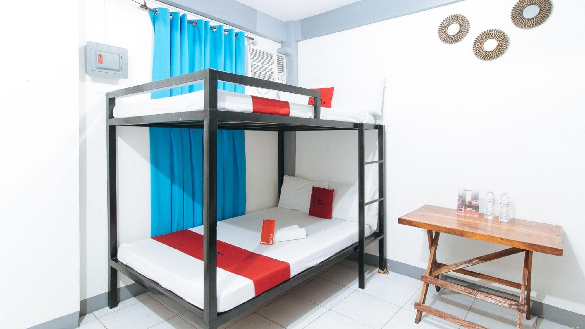 Reddoorz @ Costa Roca Balamban