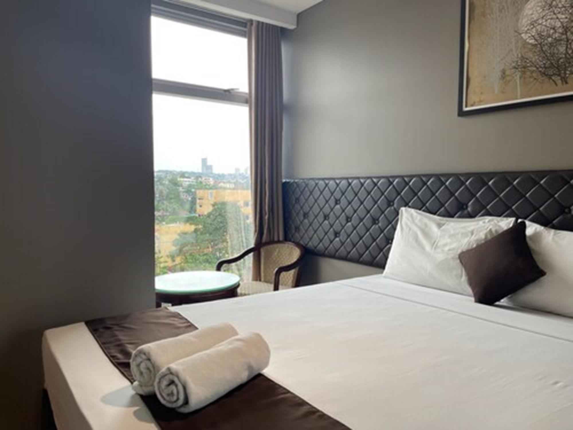 Capitol & Powered By Cocotel Hotel Cebu