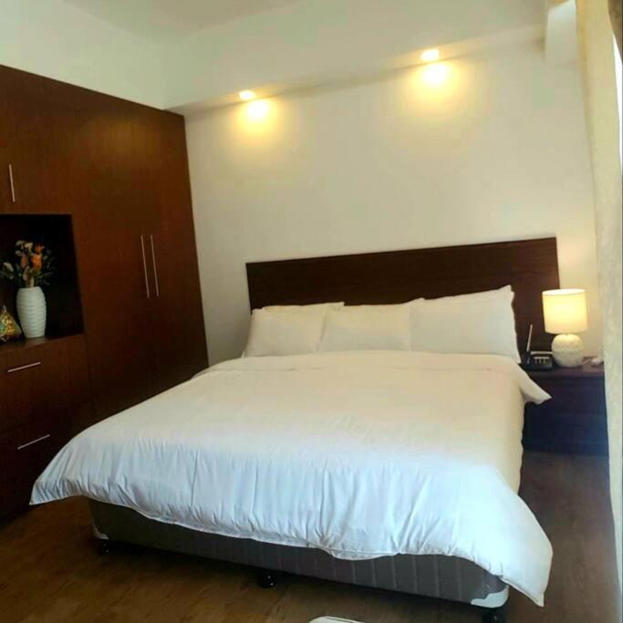 212b Amani Grand Residences Near To Airport With Pool, Gym, Wifi, Netflix *