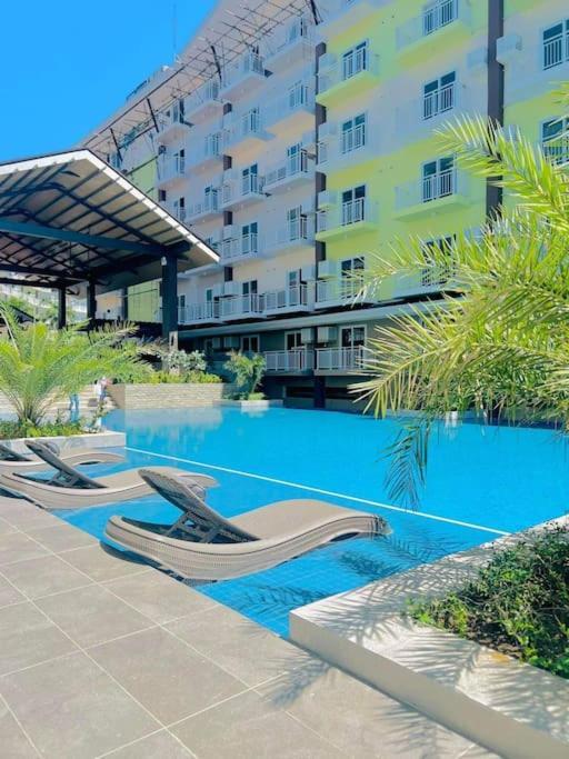 Apartamento 212b Amani Grand Residences Near To Airport With Pool, Gym, Wifi, Netflix *