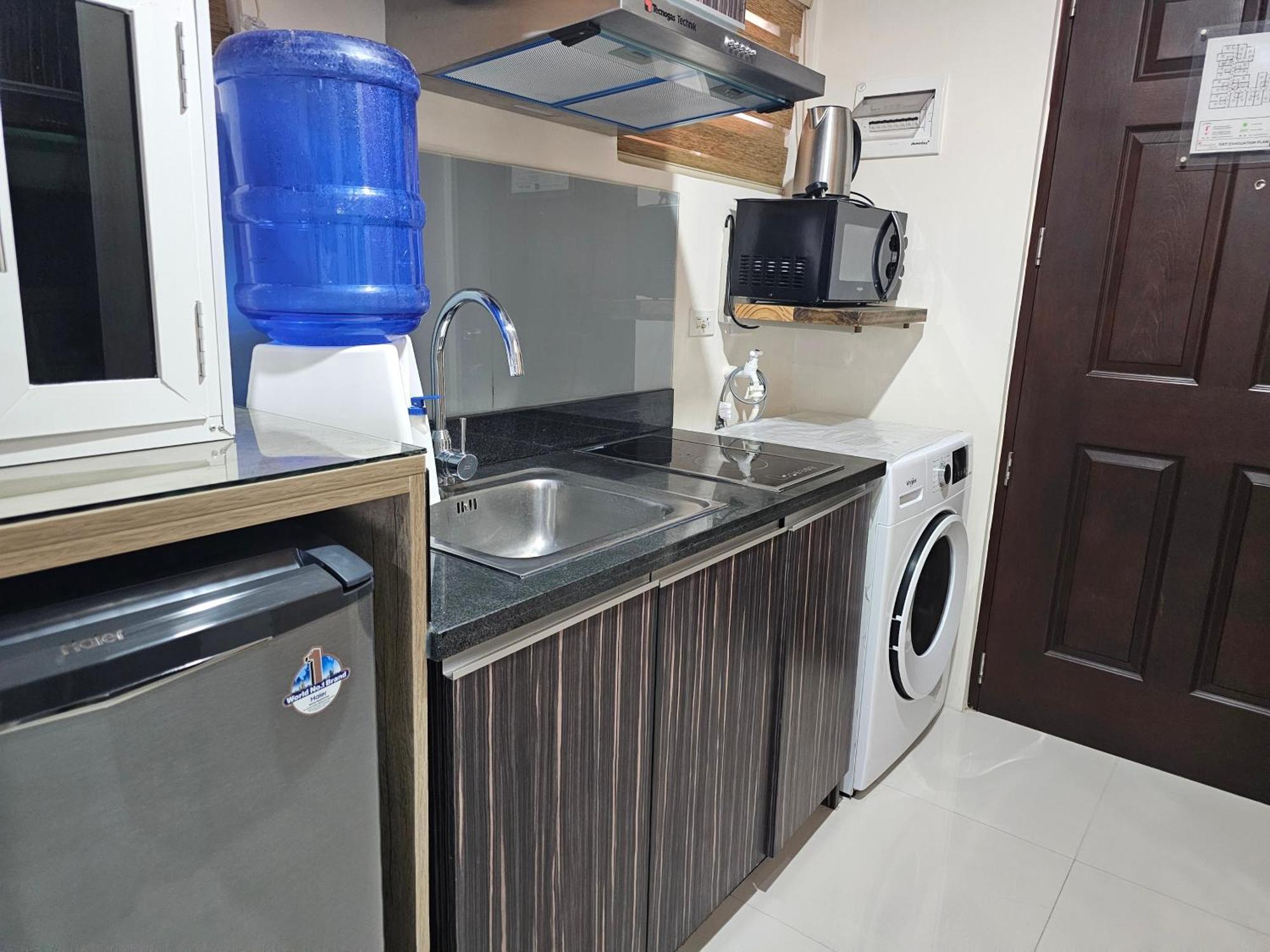 Persimmon - Unit- 16th Floor - 1641 * Cebu
