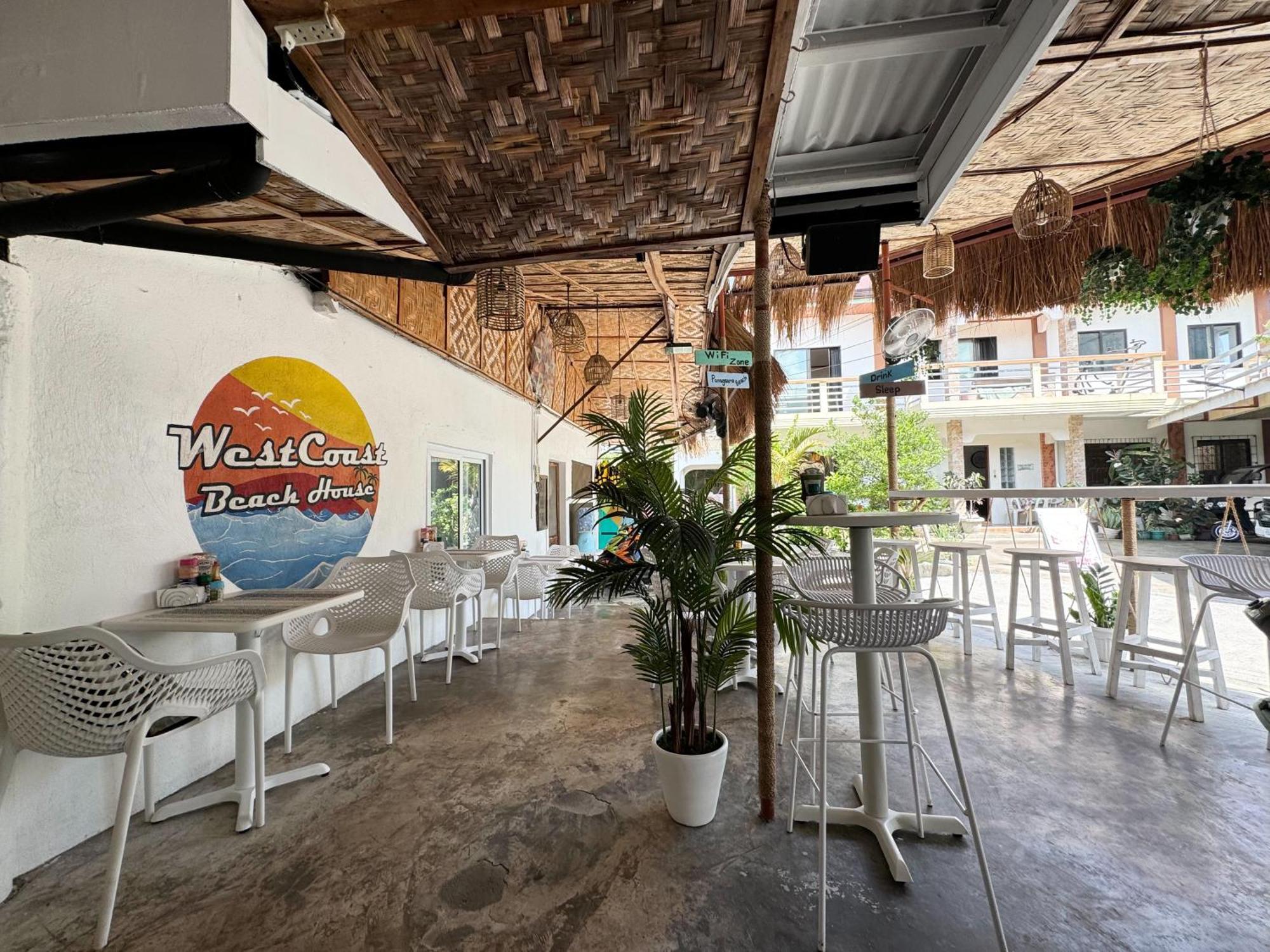 West Coast House 5* Cebu