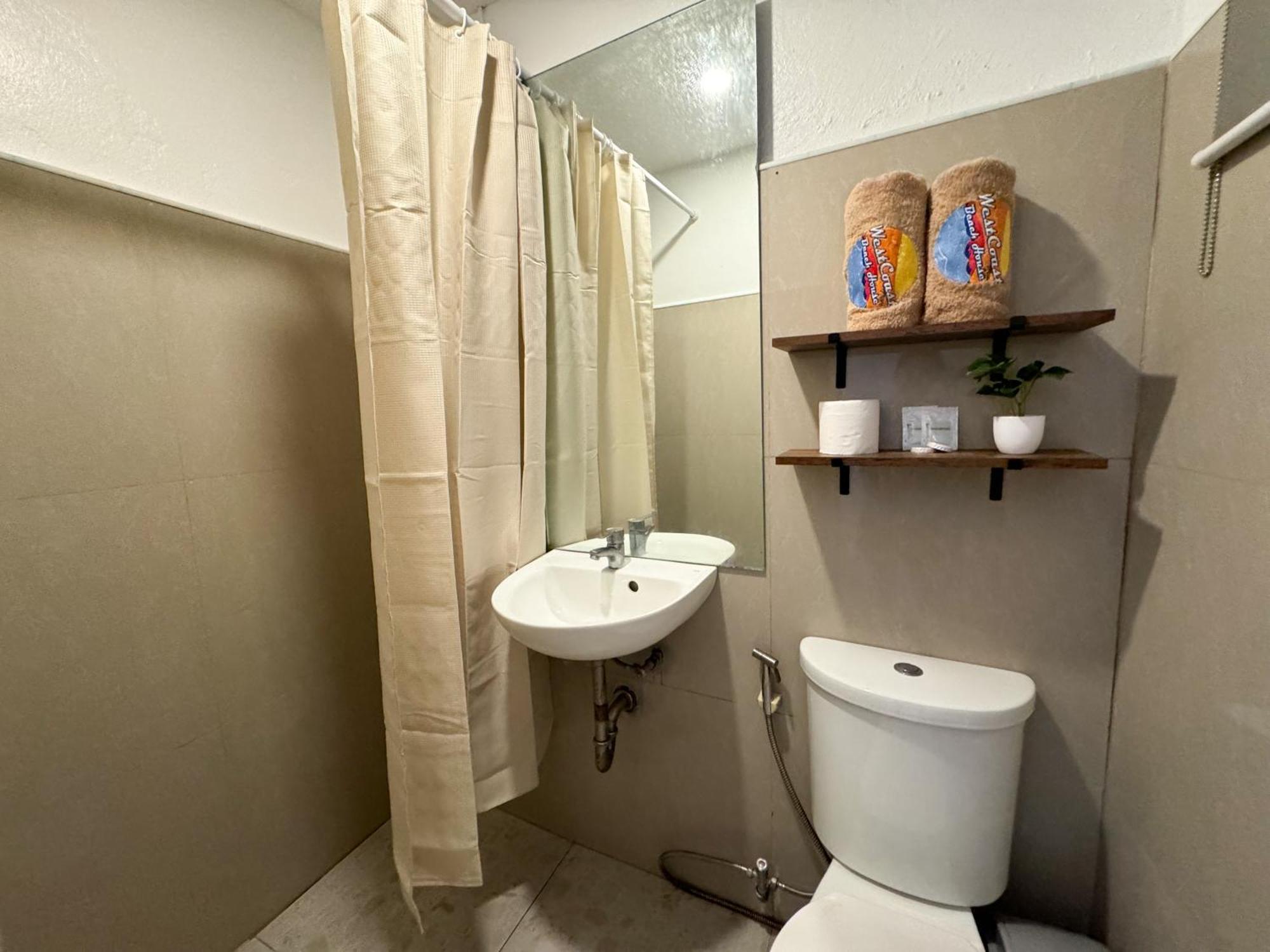 West Coast House 5* Cebu