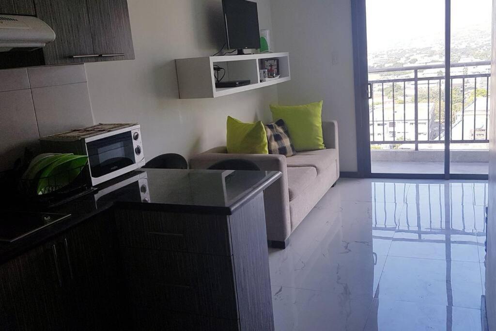 Ramos Luxury With Balcony *
