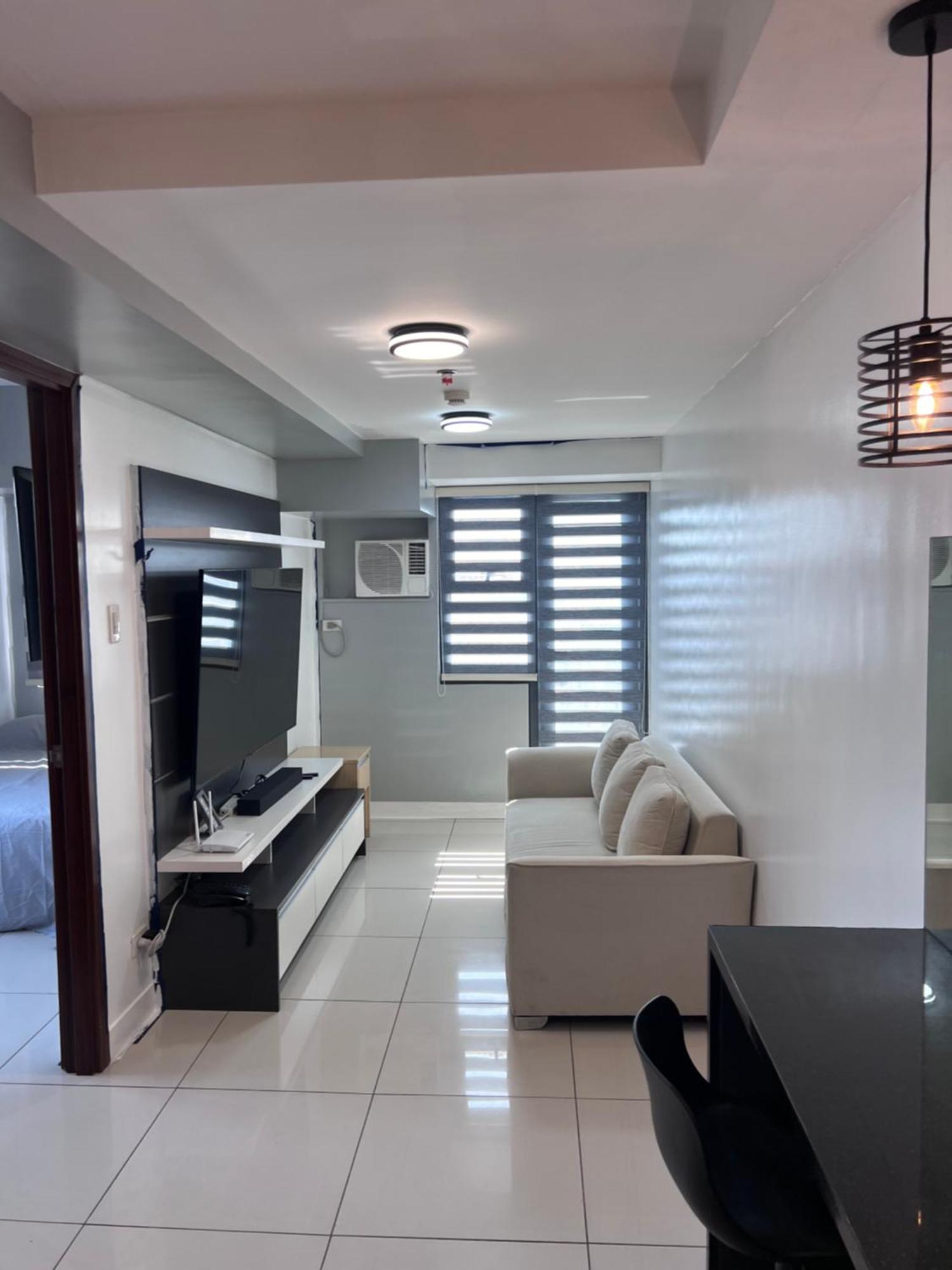 1 Bedrm Condo, Tower 2, Hor 101 *
