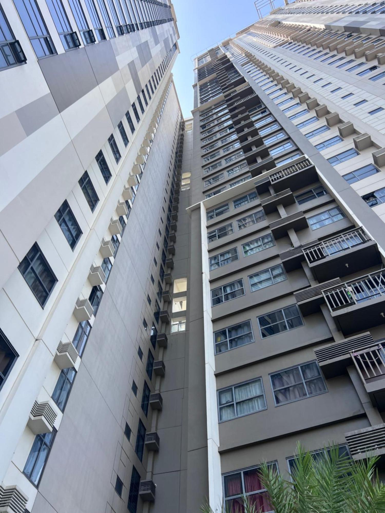 Apartment 1 Bedrm Condo, Tower 2, Hor 101 *