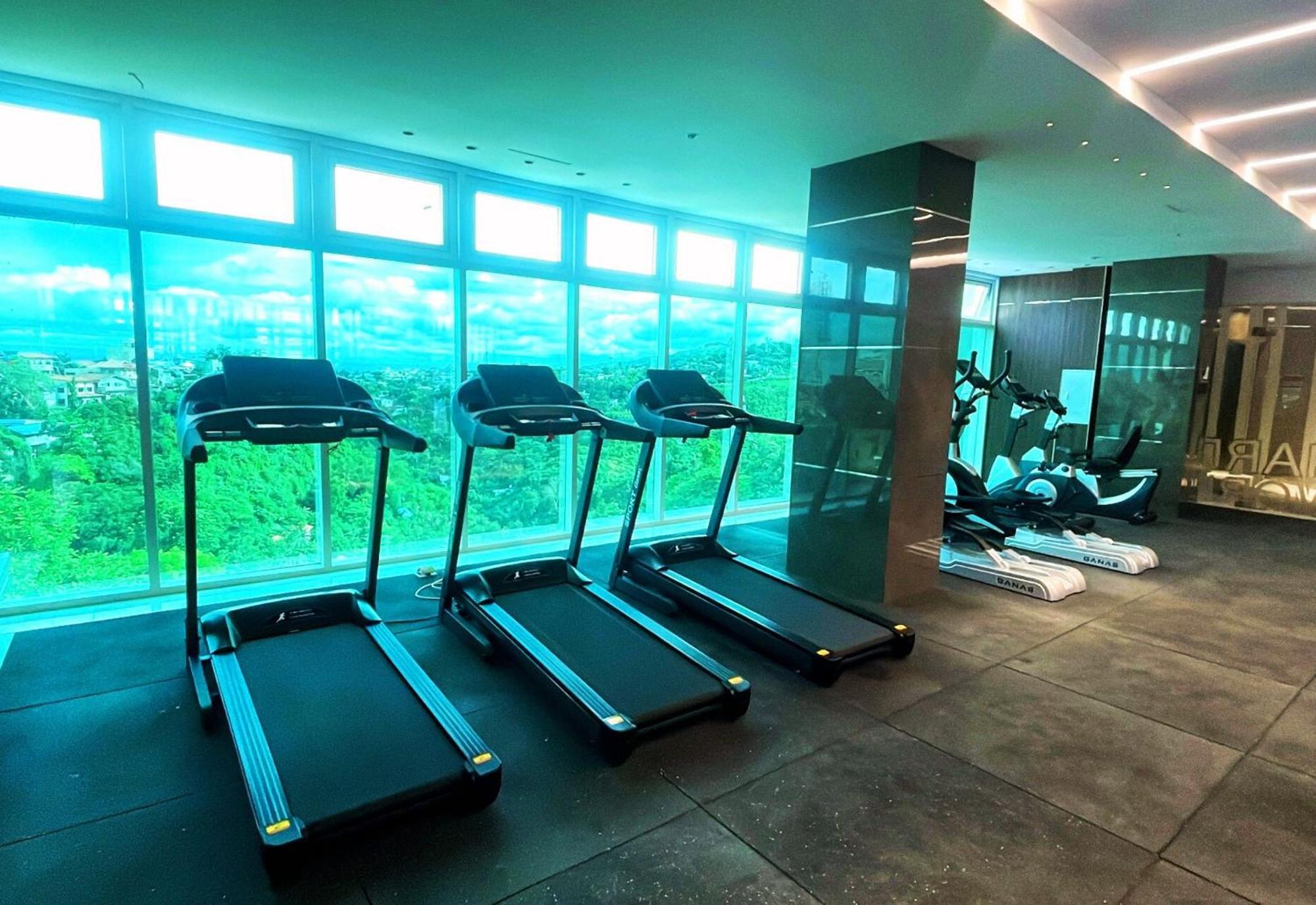 Hayat Sky Towers 3*