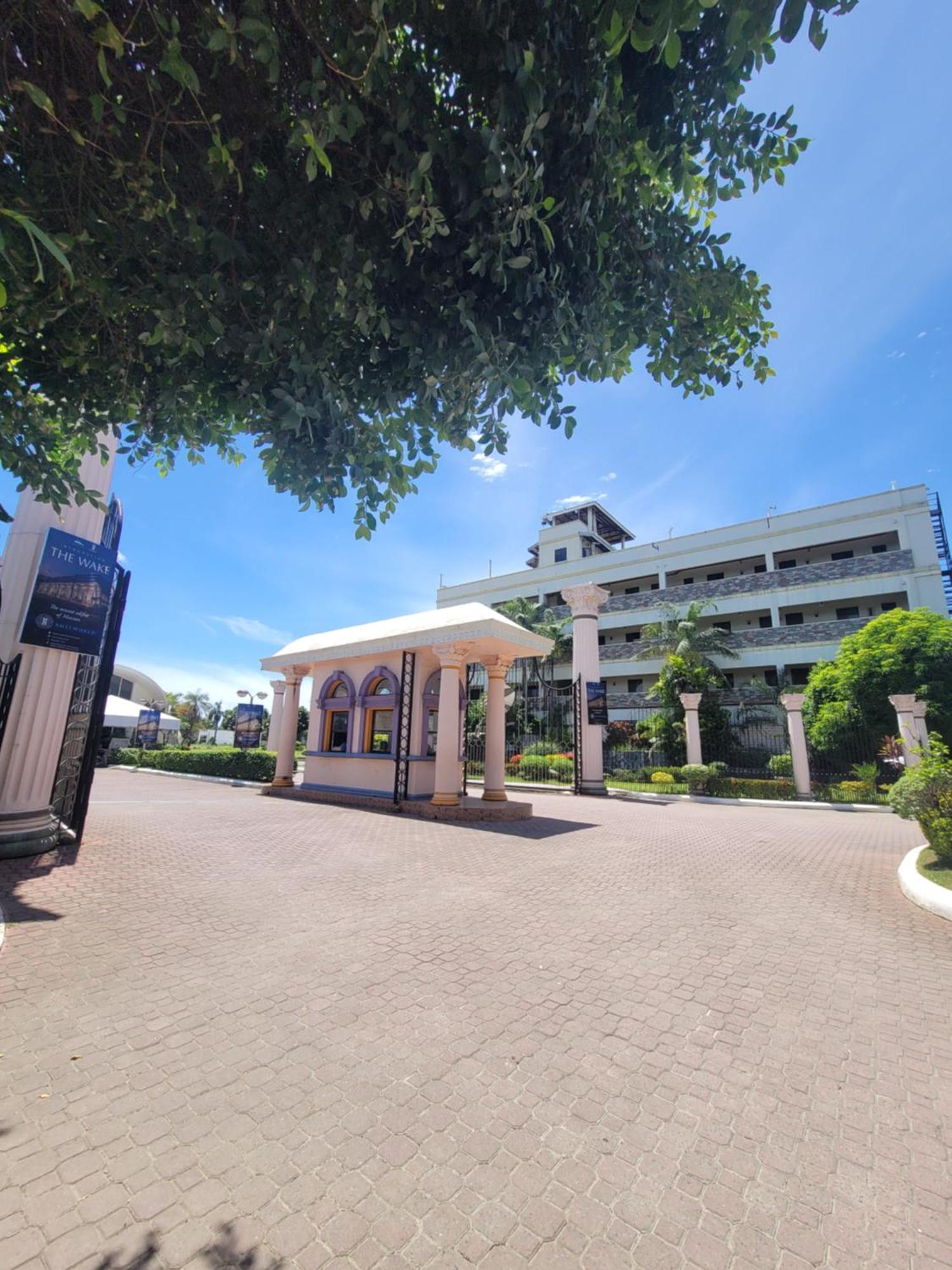 Blueming House1 Bayswater 3 Apartment Lapu-Lapu City