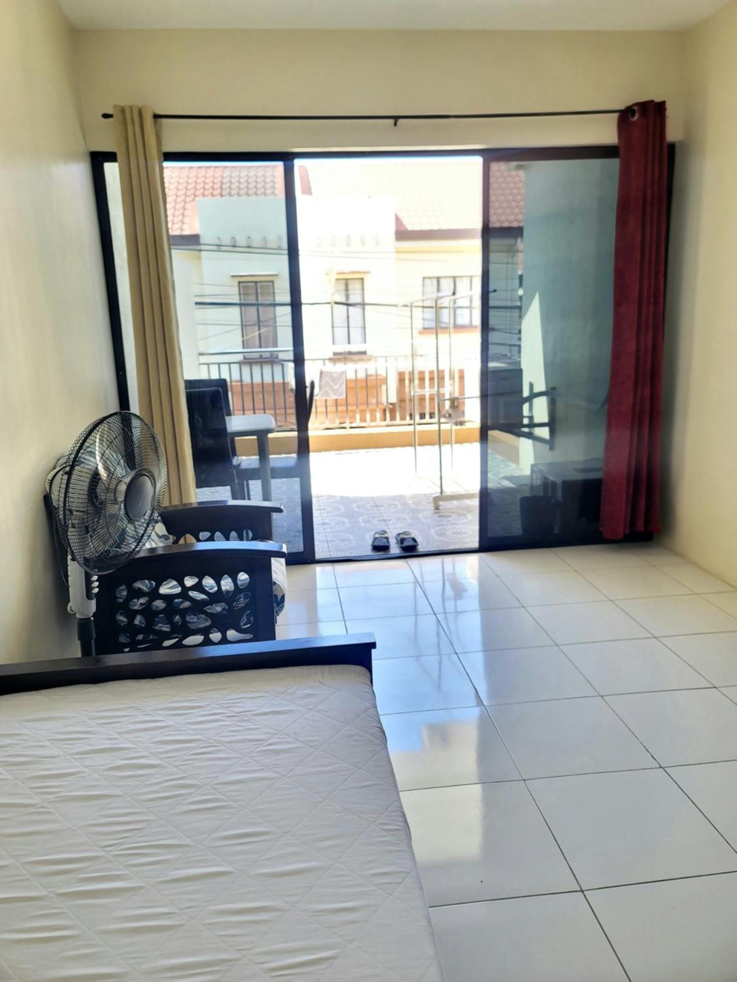 Blueming House1 Bayswater 3 Apartment Lapu-Lapu City