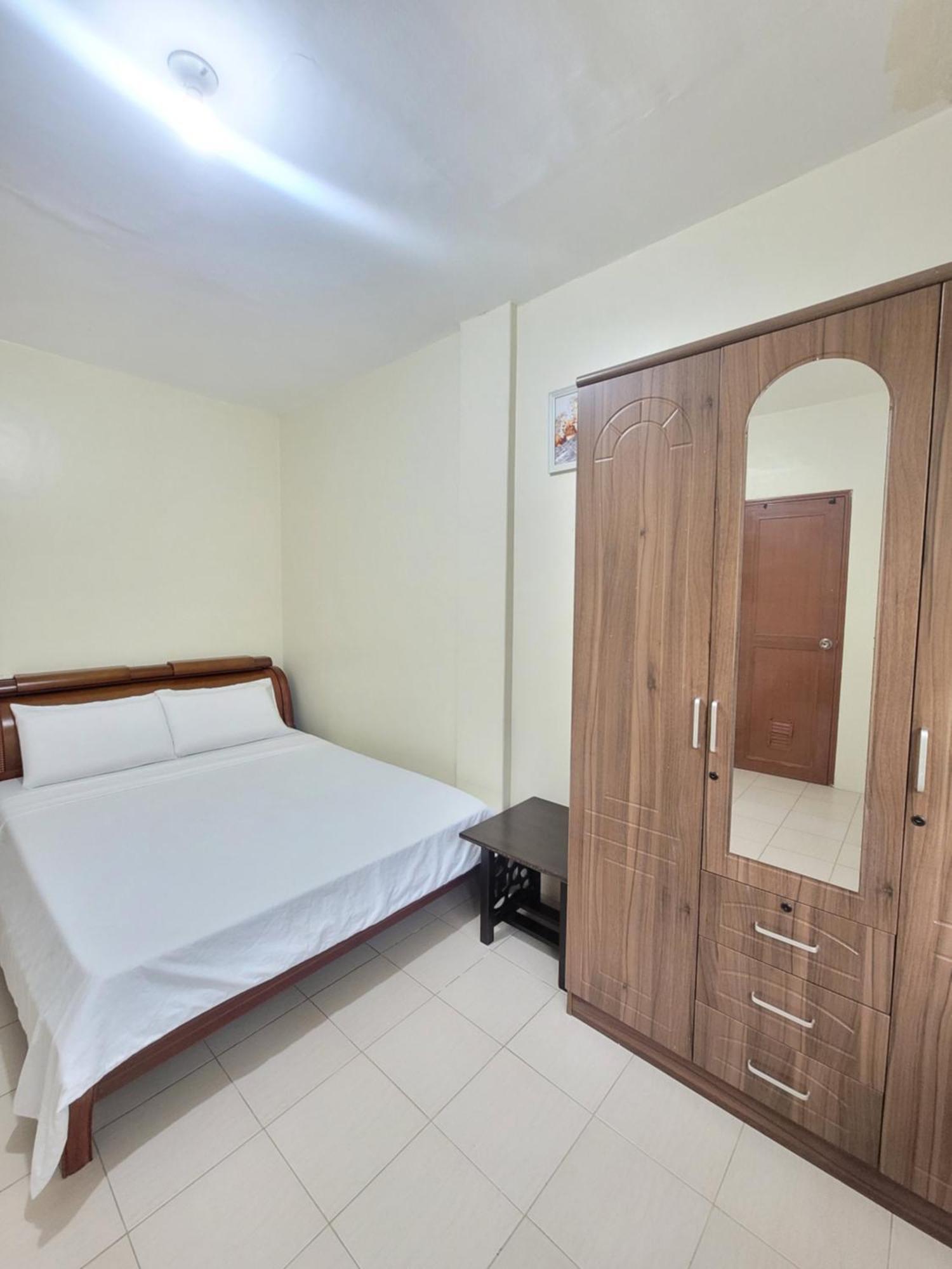 Blueming House1 Bayswater 3 Apartment Lapu-Lapu City