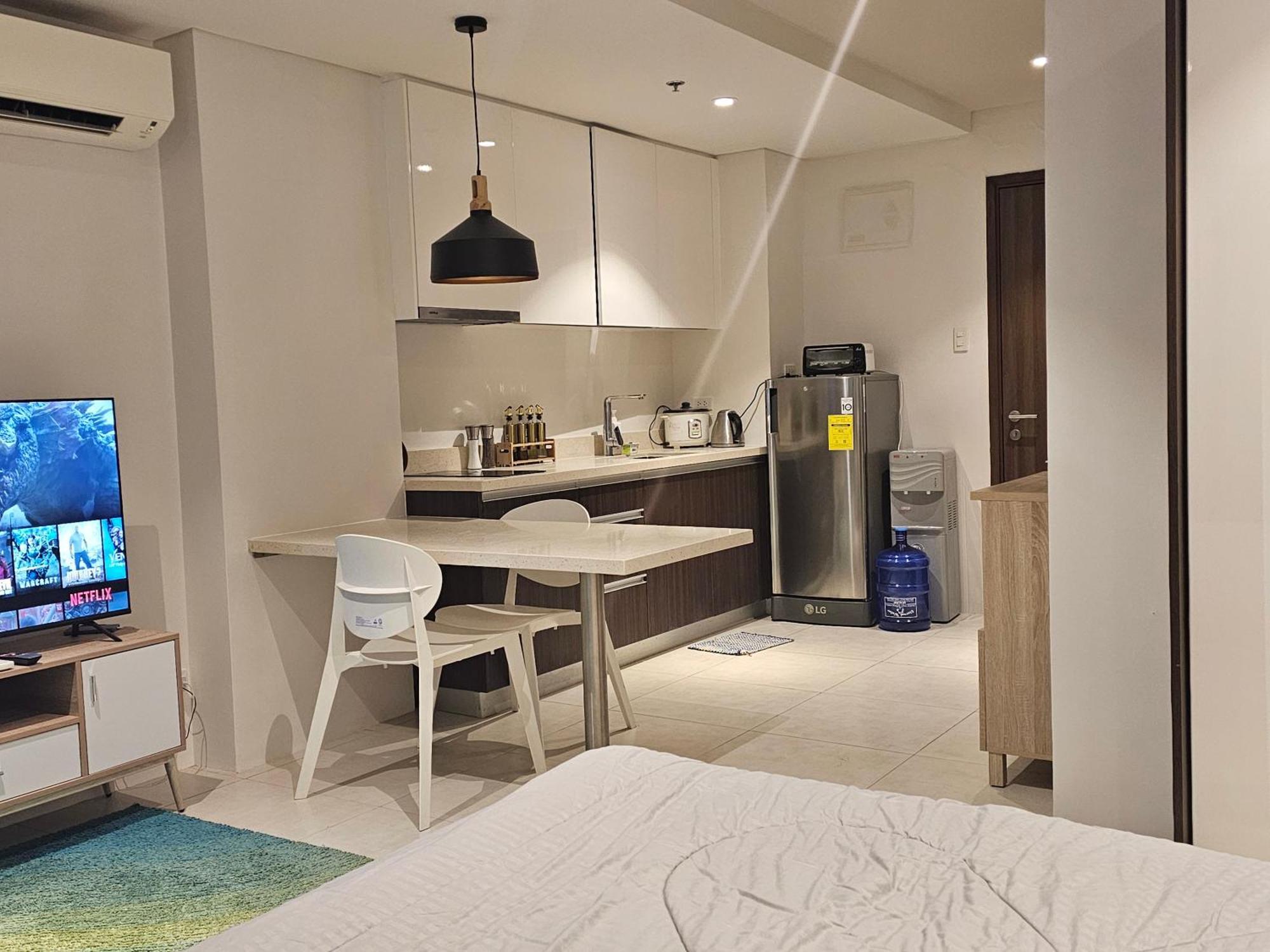 Tambuli Tower C Unit 5d * Lapu-Lapu City