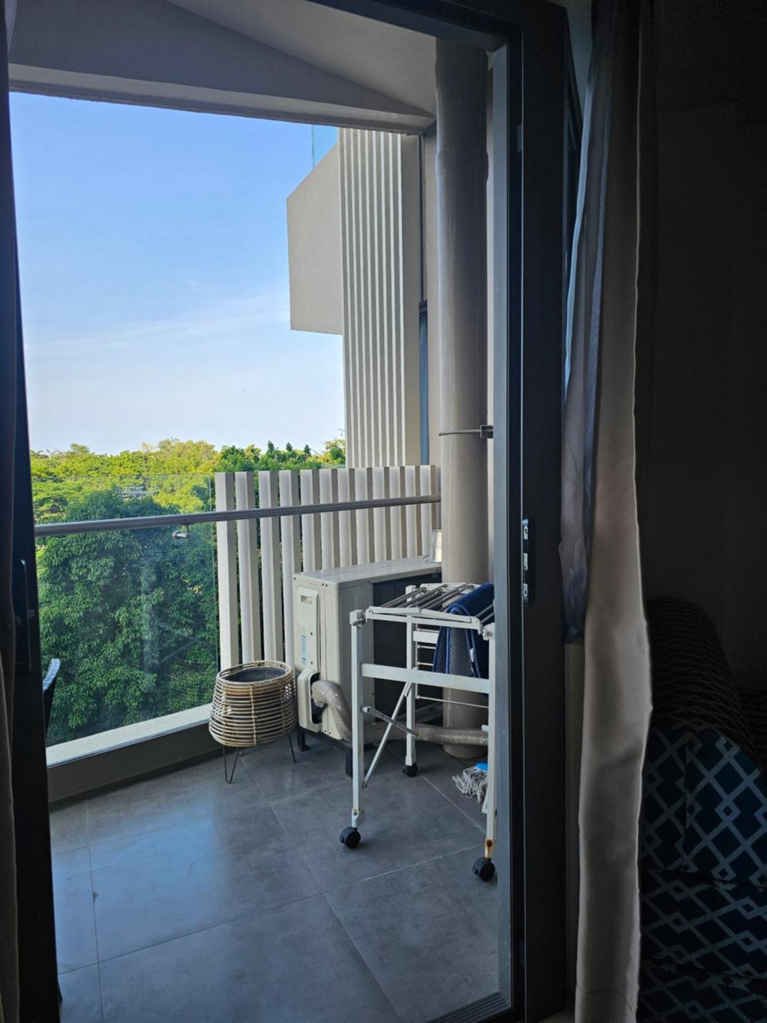 Apartment Tambuli Tower C Unit 5d *