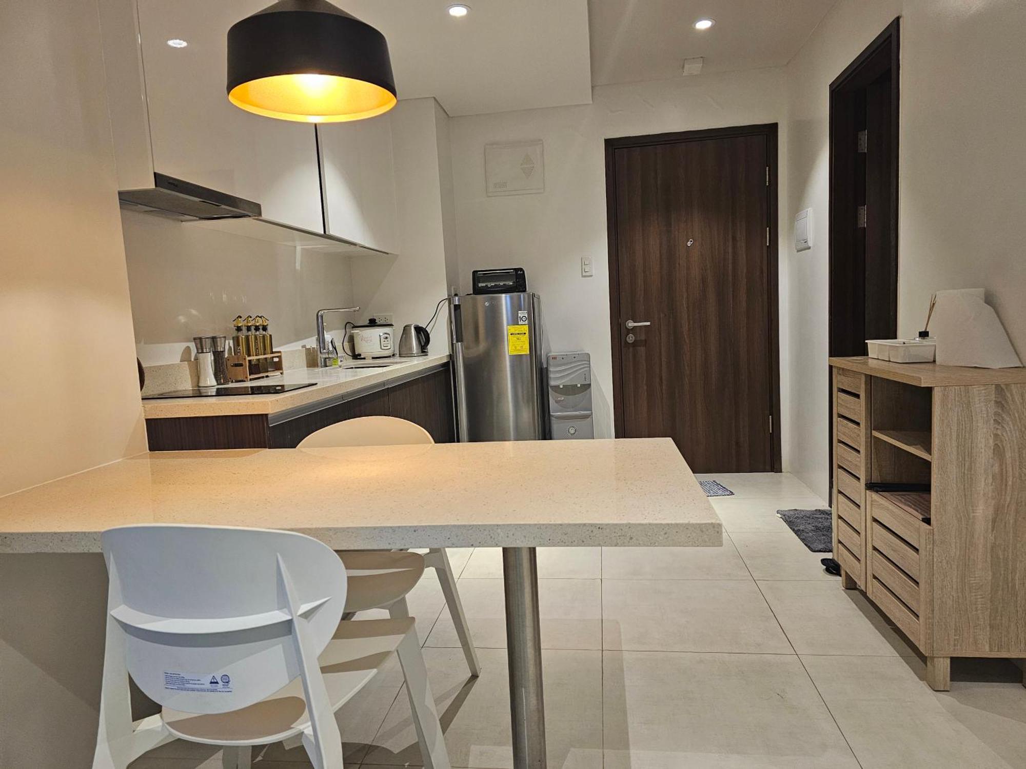 Apartment Tambuli Tower C Unit 5d Lapu-Lapu City