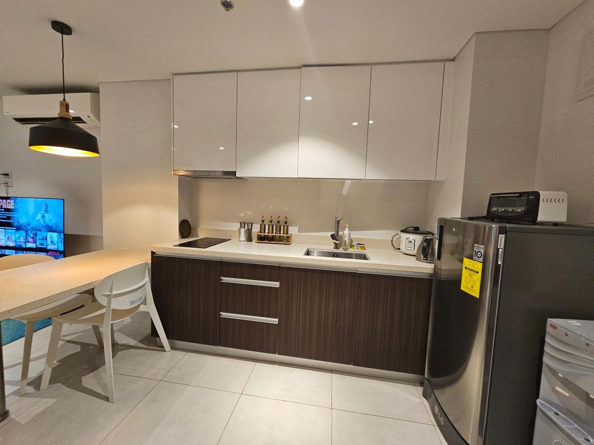 Tambuli Tower C Unit 5d * Lapu-Lapu City
