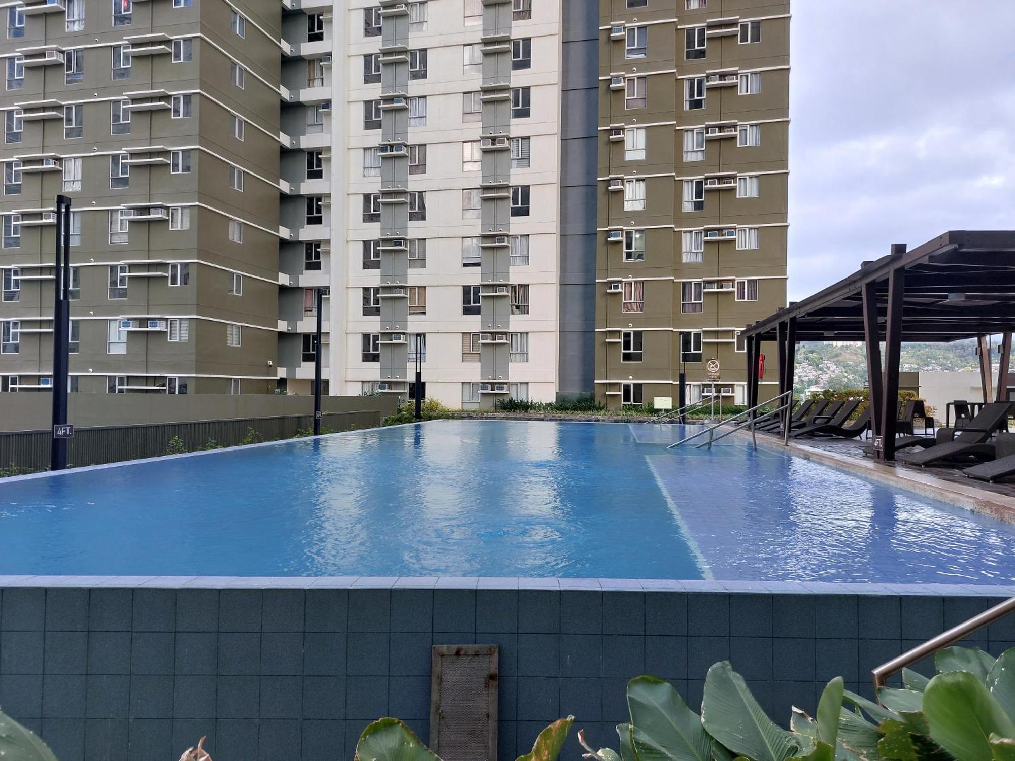 Cozy & Affordable Flat In It Park Avida Towers Riala T2517 Cebu